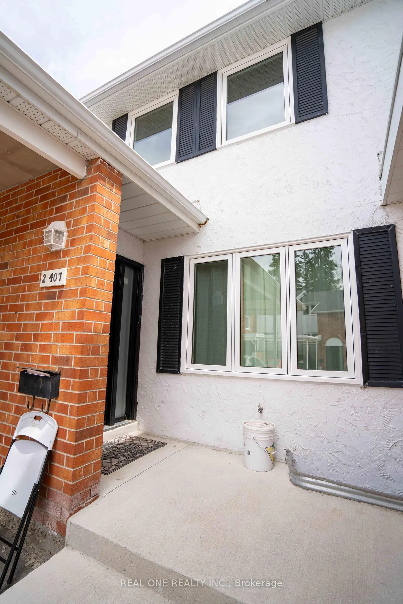 Photo 3 of Unit 2, 407 Keats Way, Waterloo, Beechwood West — HOMEH
