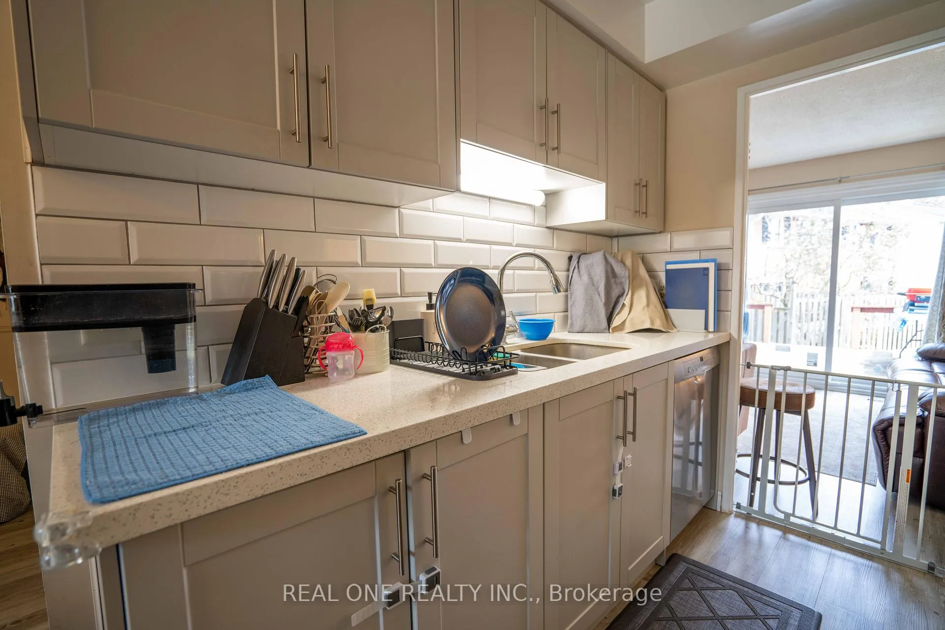 Photo 8 of Unit 2, 407 Keats Way, Waterloo, Beechwood West — HOMEH