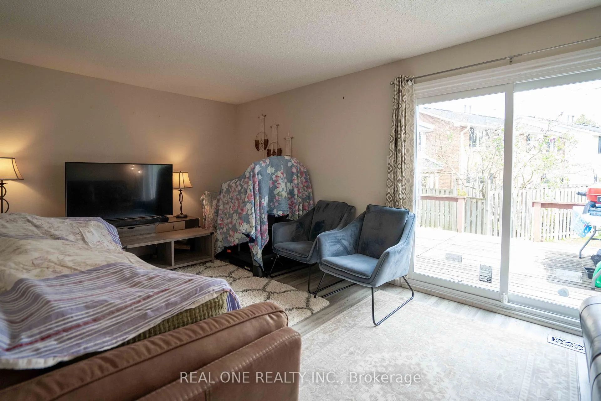 Photo 13 of Unit 2, 407 Keats Way, Waterloo, Beechwood West — HOMEH