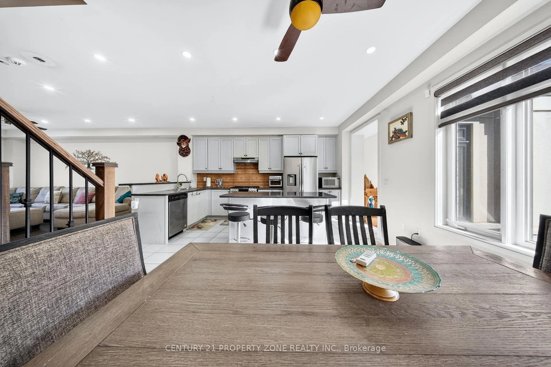 Photo 16 of Unit 303, 22 Miltary Crescent E, Brampton, Westgate — HOMEH