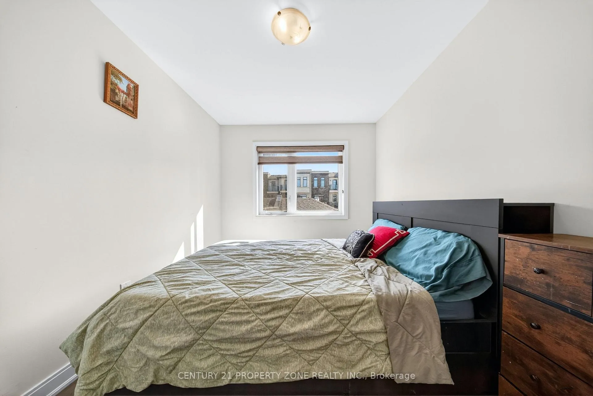 Photo 32 of Unit 303, 22 Miltary Crescent E, Brampton, Westgate — HOMEH