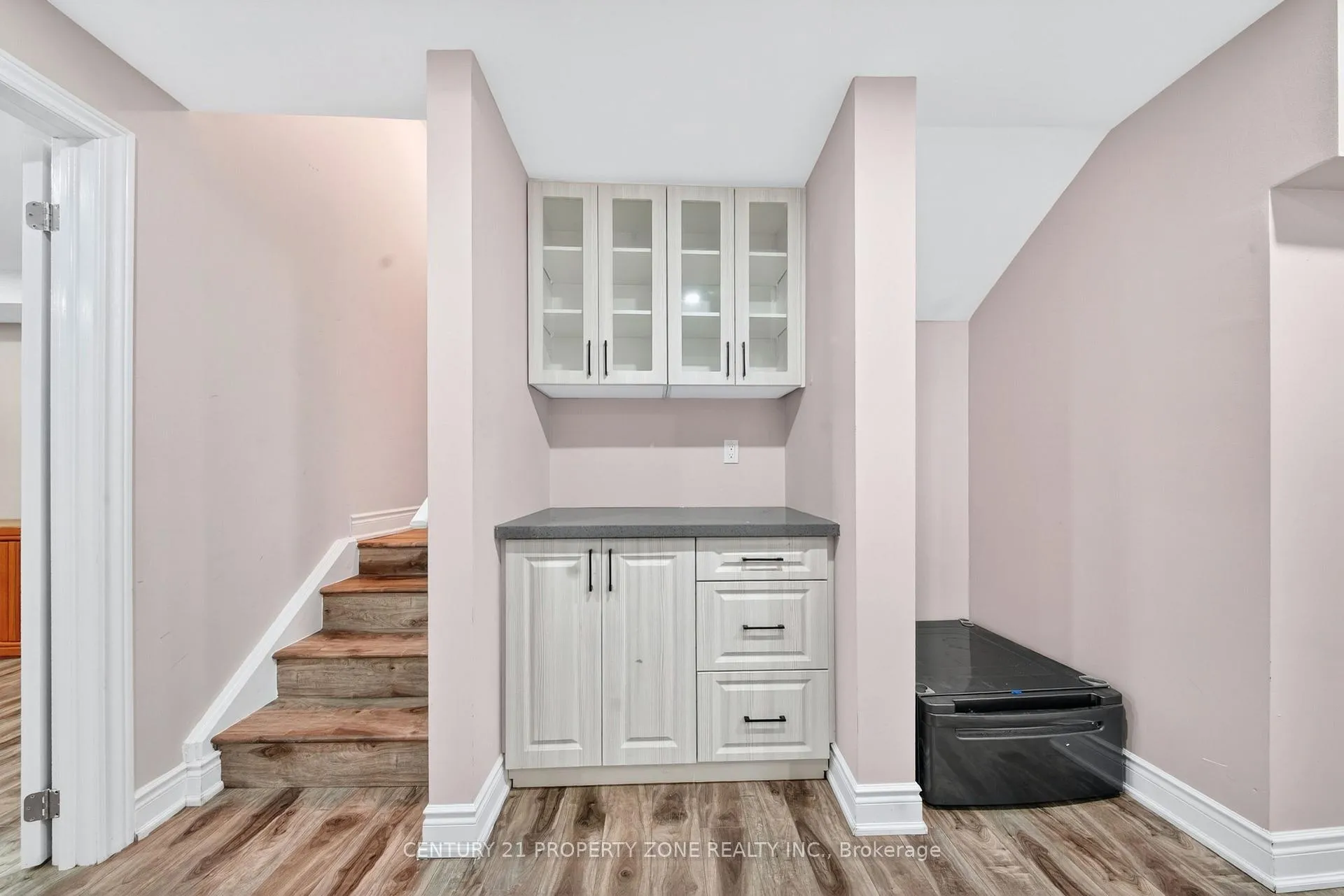Photo 43 of Unit 303, 22 Miltary Crescent E, Brampton, Westgate — HOMEH