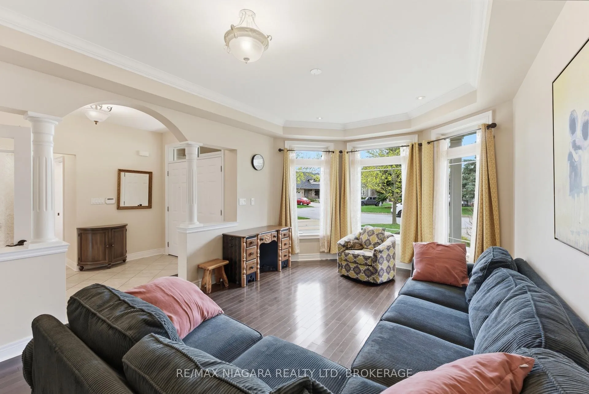 Photo 2 of 52 Scullers Way W, St. Catharines, Martindale Pond — HOMEH