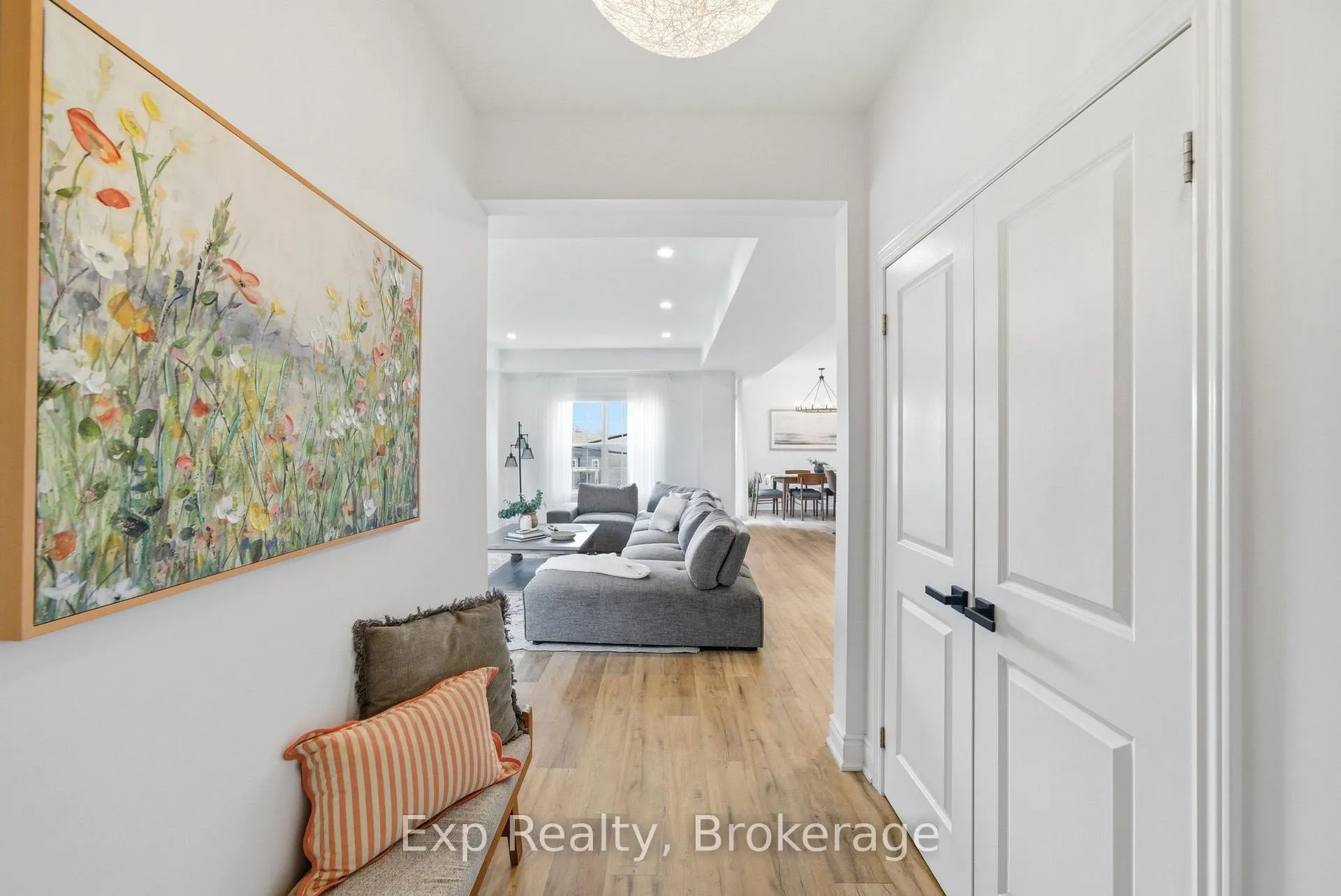 Photo 5 of 661 Wilkins Gate, Cobourg — HOMEH