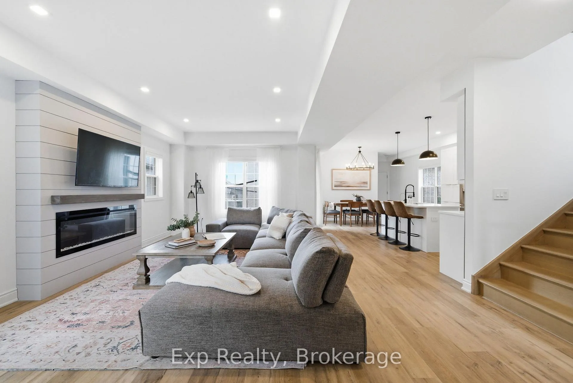 Photo 6 of 661 Wilkins Gate, Cobourg — HOMEH