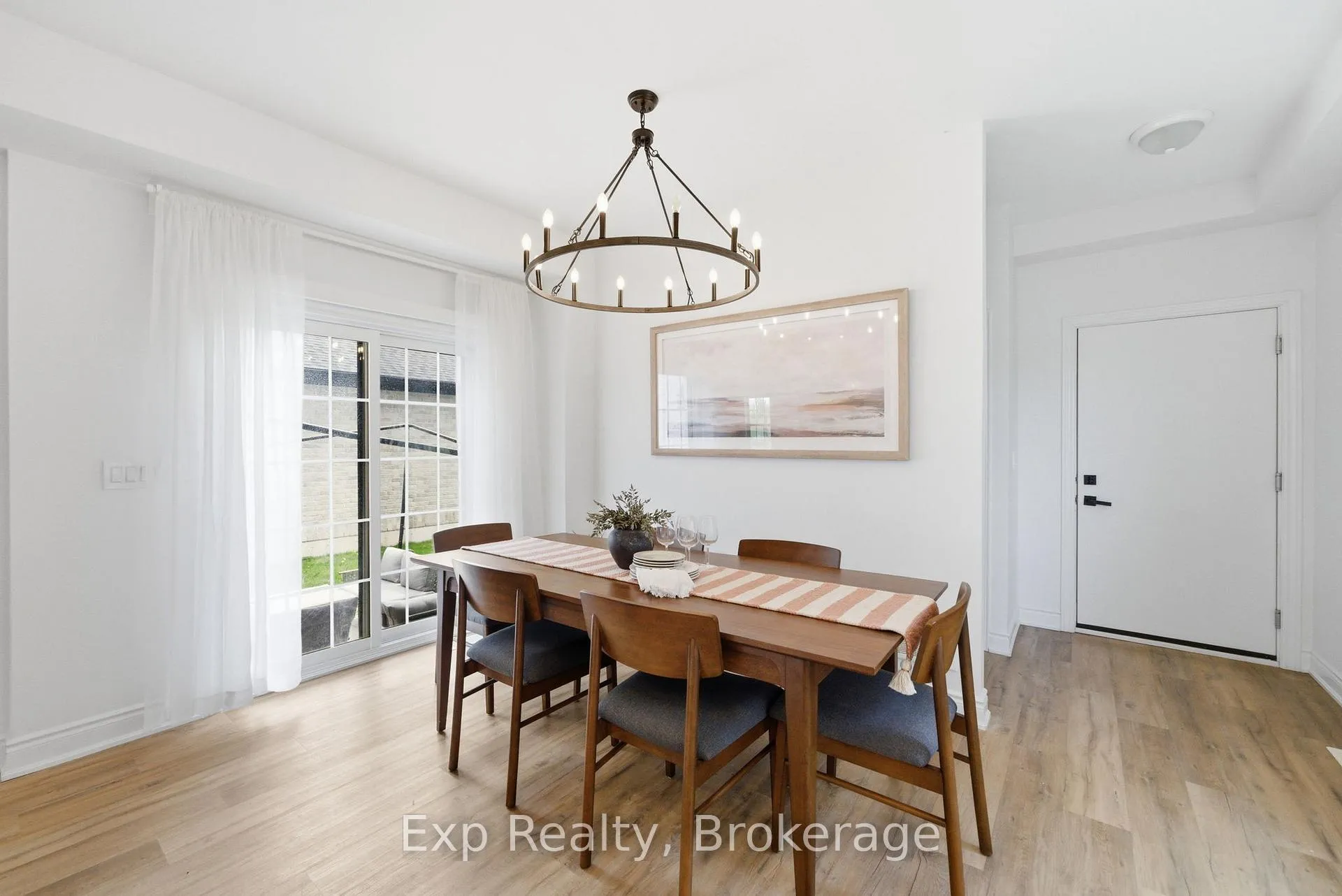 Photo 15 of 661 Wilkins Gate, Cobourg — HOMEH