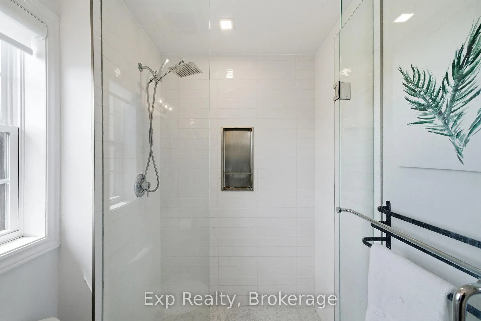 Photo 21 of 661 Wilkins Gate, Cobourg — HOMEH