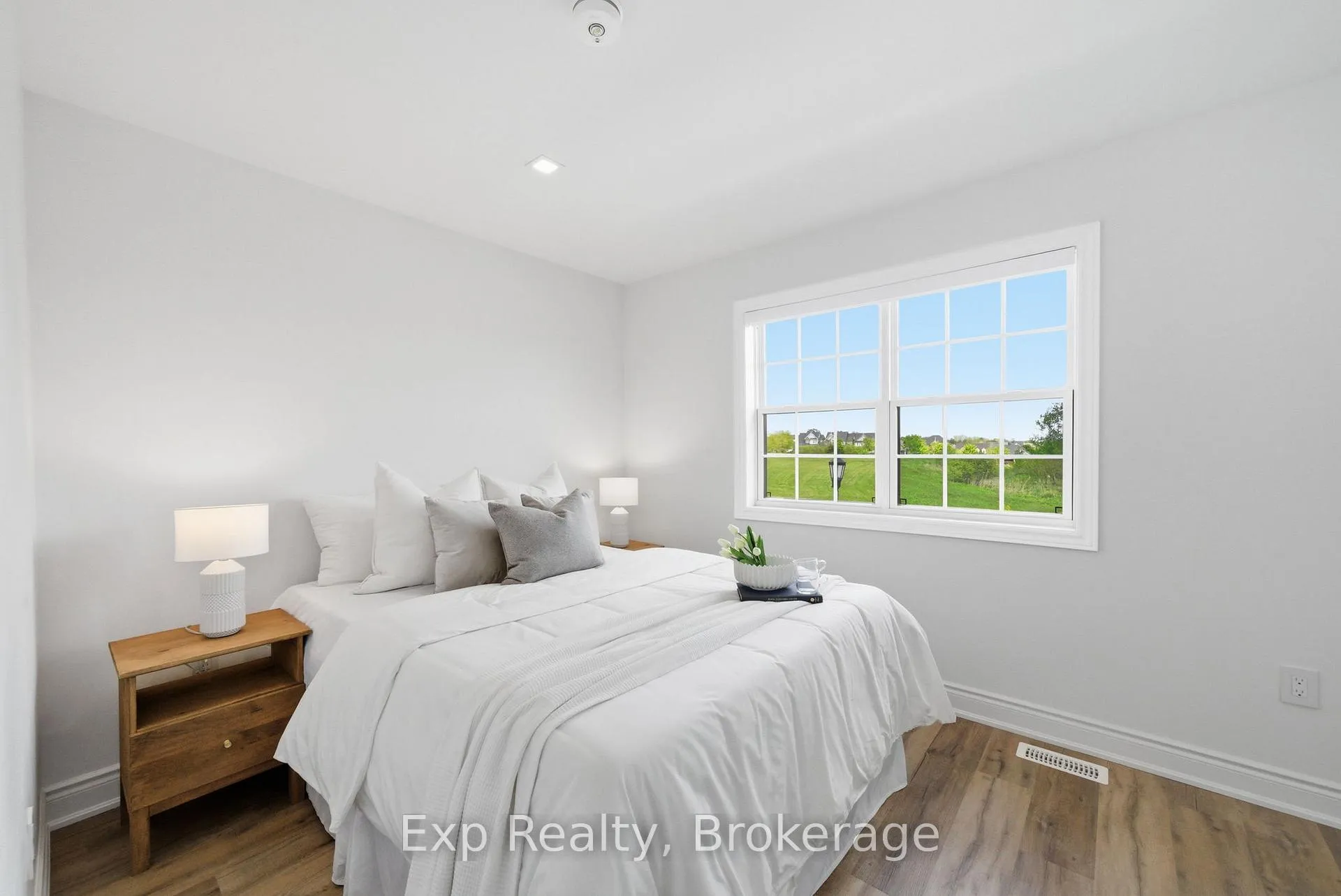Photo 24 of 661 Wilkins Gate, Cobourg — HOMEH