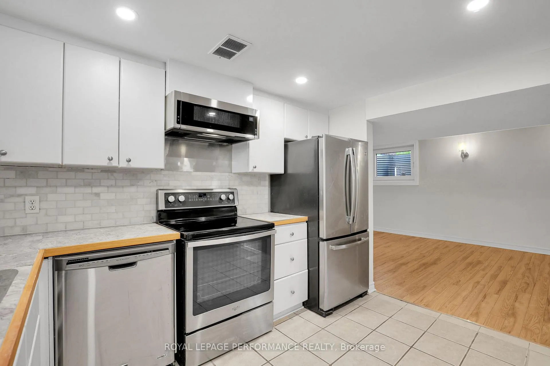 Photo 8 of Unit lower unit, 940 BRANT lower unit Street, Ottawa, Vanier — HOMEH