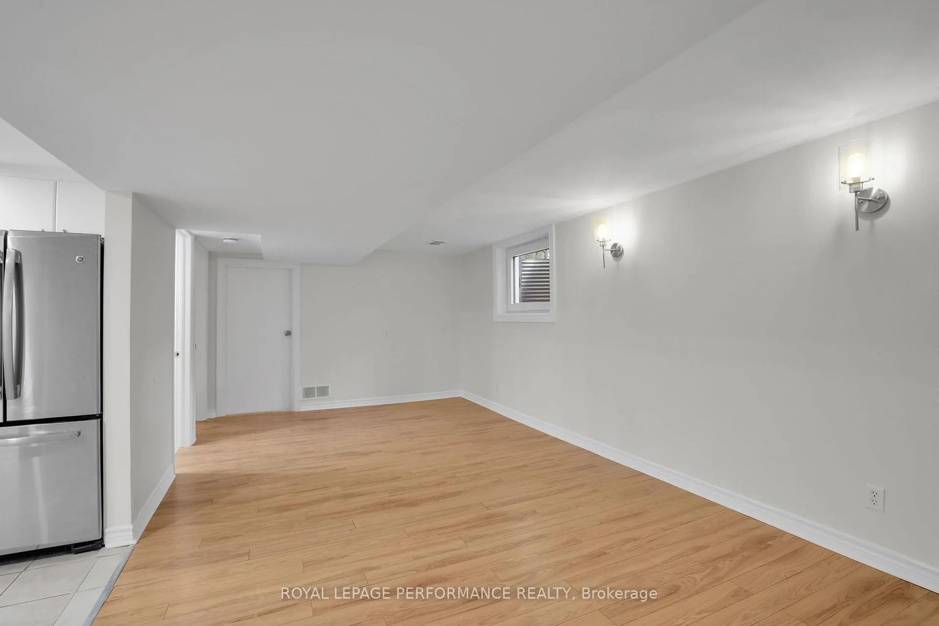 Photo 9 of Unit lower unit, 940 BRANT lower unit Street, Ottawa, Vanier — HOMEH