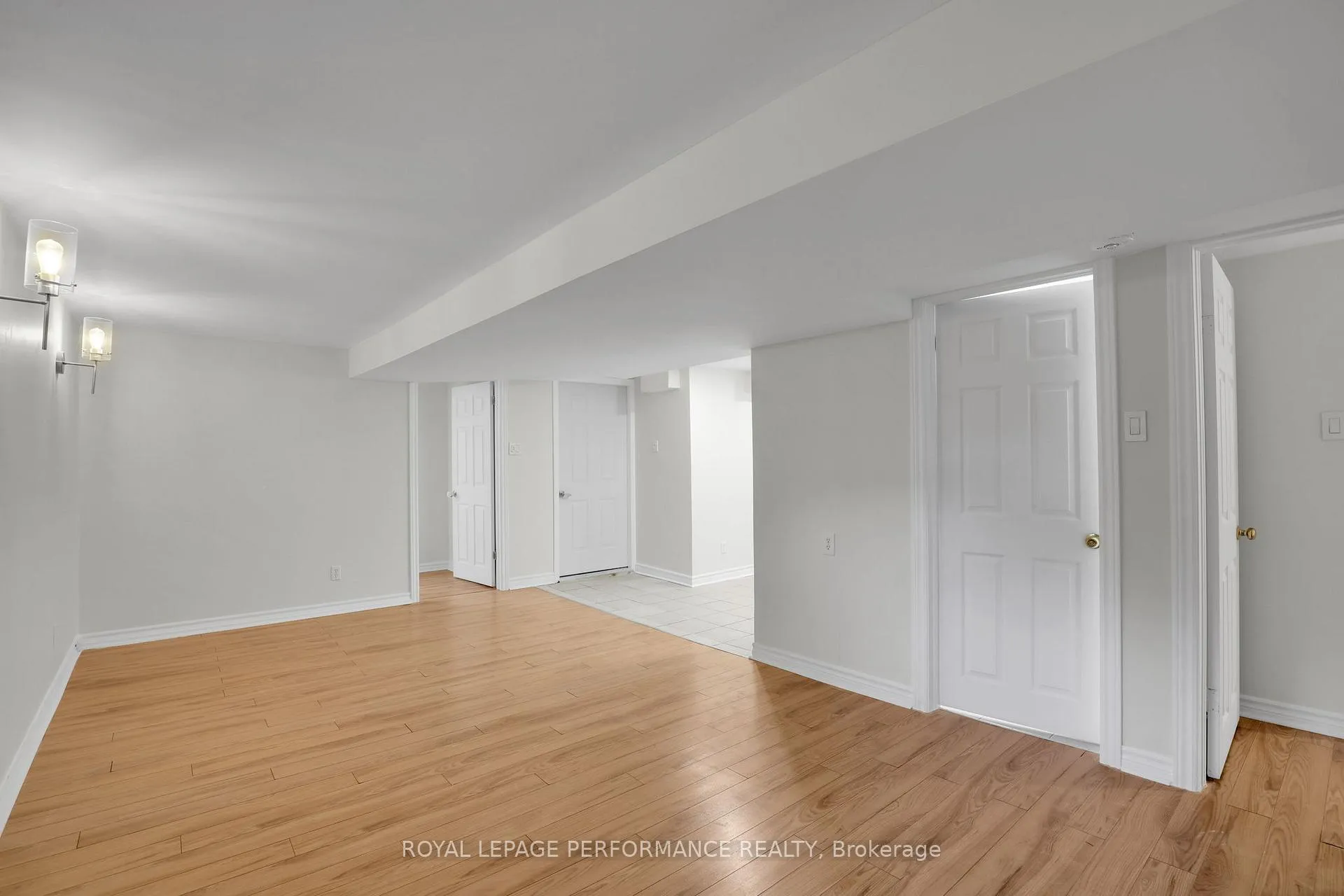 Photo 10 of Unit lower unit, 940 BRANT lower unit Street, Ottawa, Vanier — HOMEH