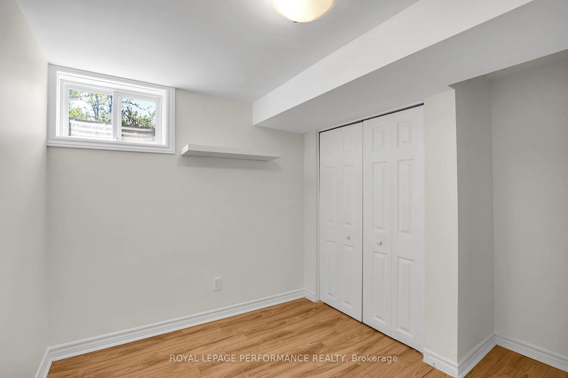 Photo 14 of Unit lower unit, 940 BRANT lower unit Street, Ottawa, Vanier — HOMEH