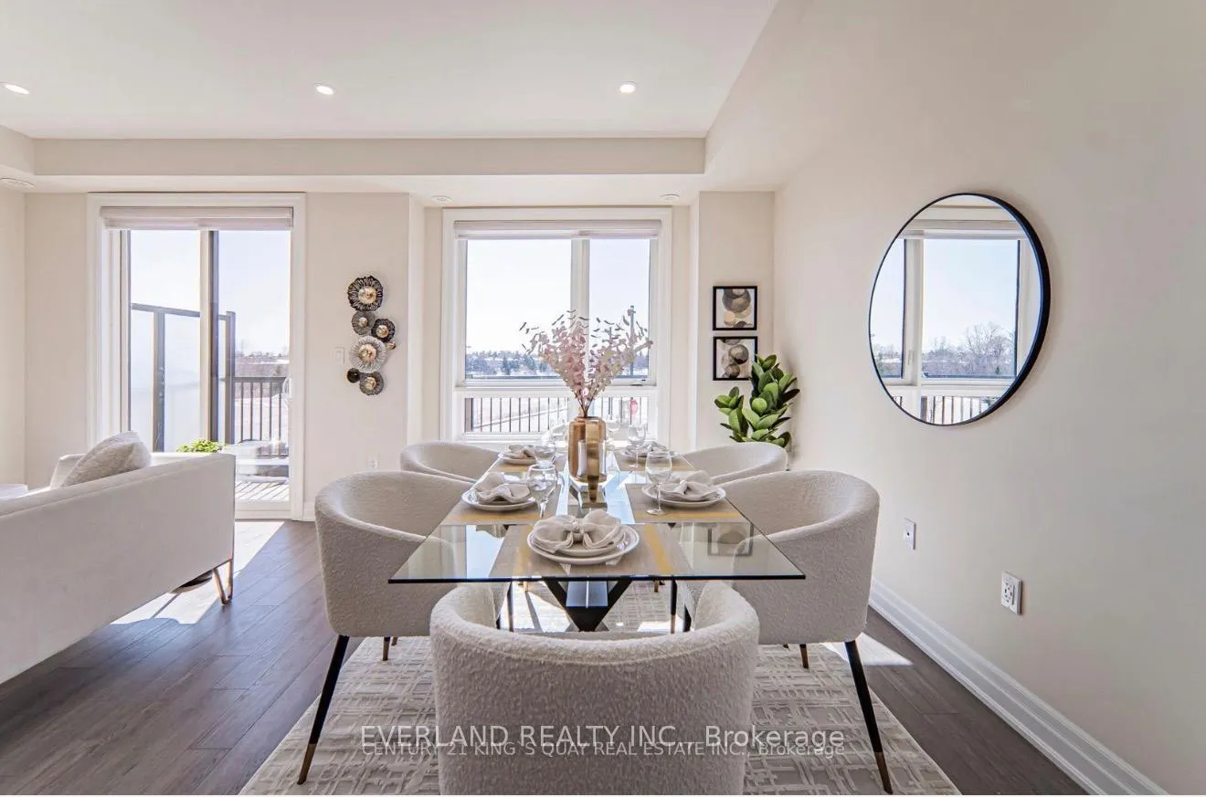 Photo 6 of 3 William Russell Lane, Richmond Hill, Westbrook — HOMEH