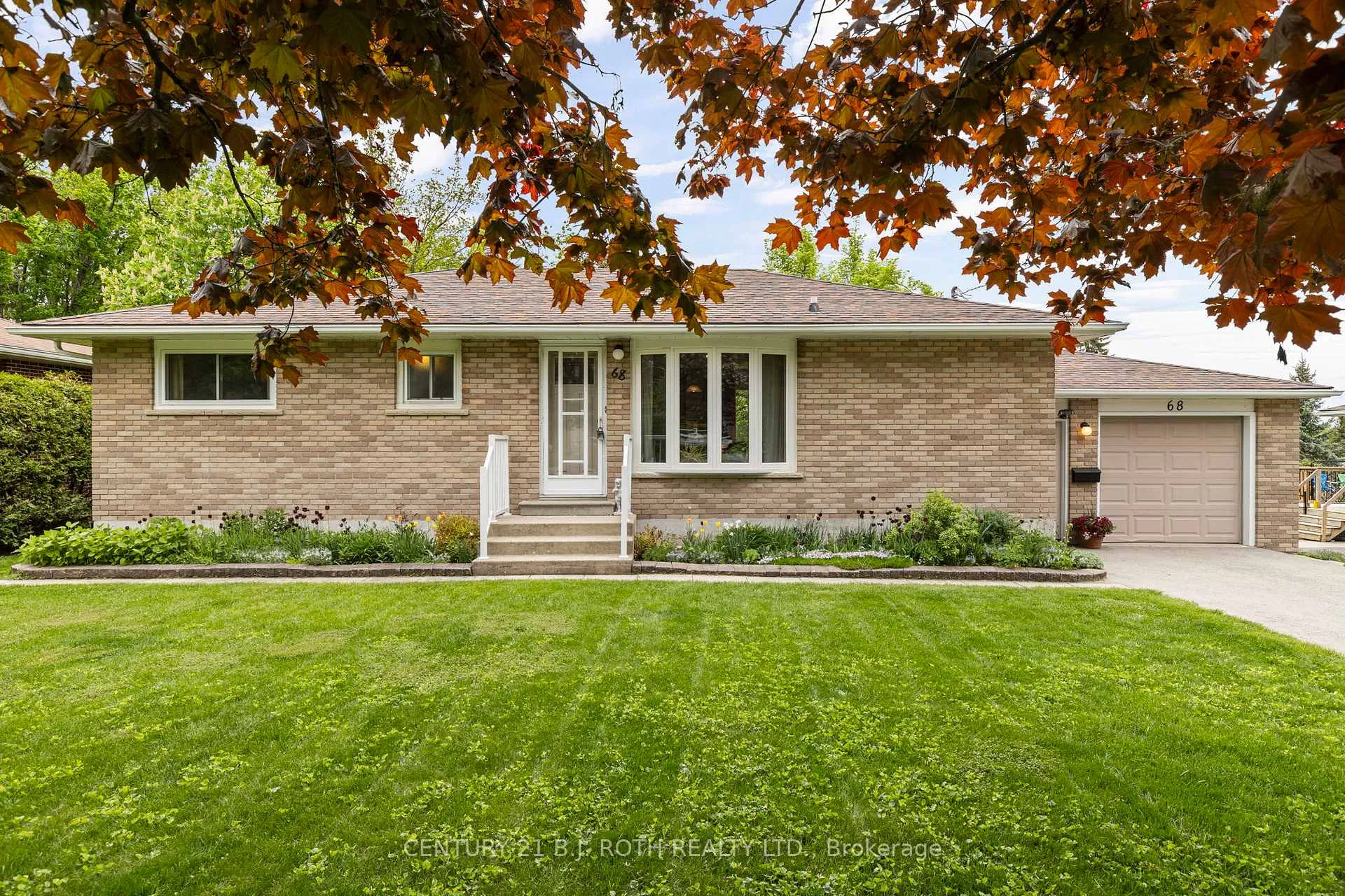 Photo 1 of 68 Fourth Street, Orillia — HOMEH