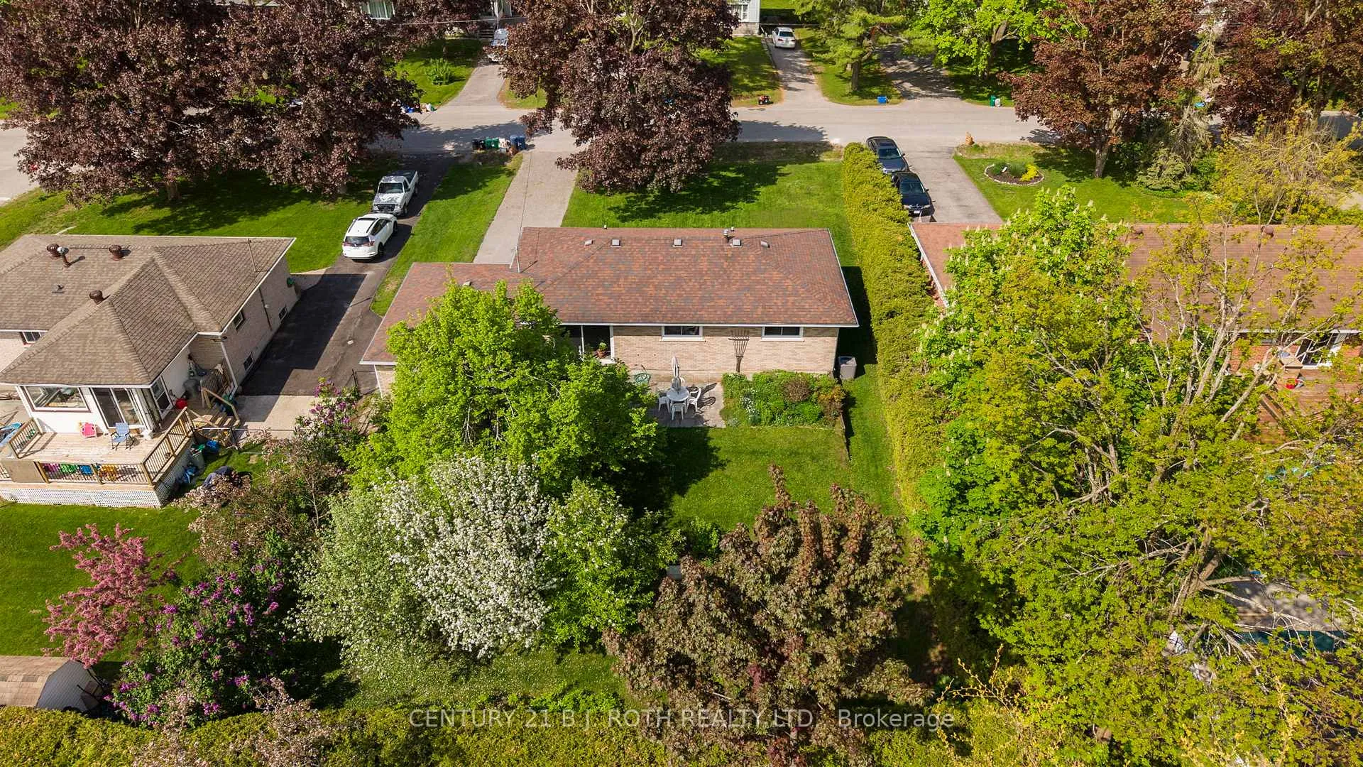 Photo 28 of 68 Fourth Street, Orillia — HOMEH