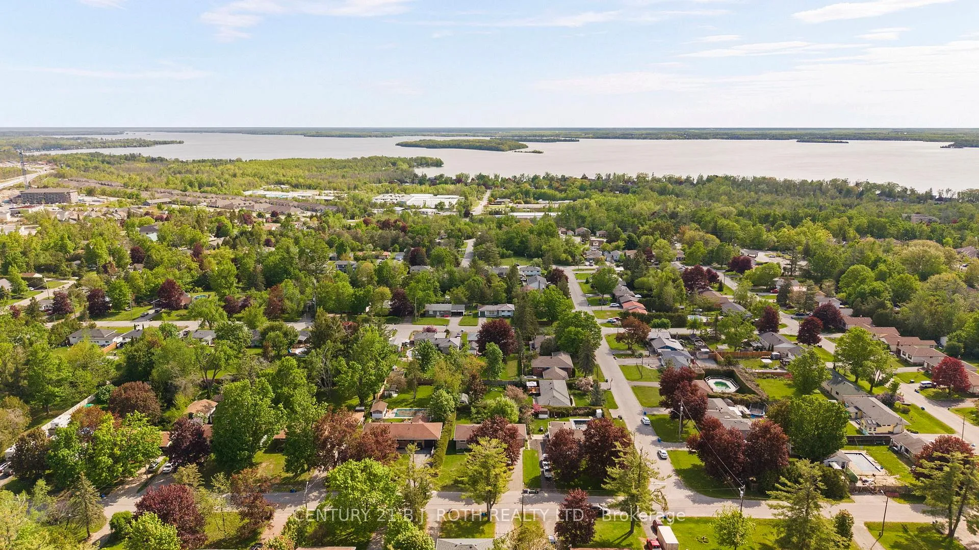 Photo 30 of 68 Fourth Street, Orillia — HOMEH