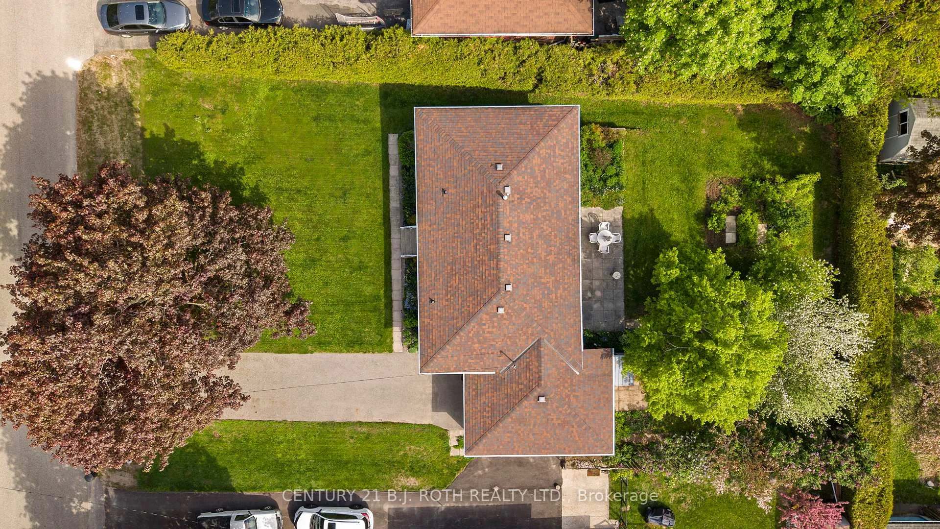 Photo 33 of 68 Fourth Street, Orillia — HOMEH