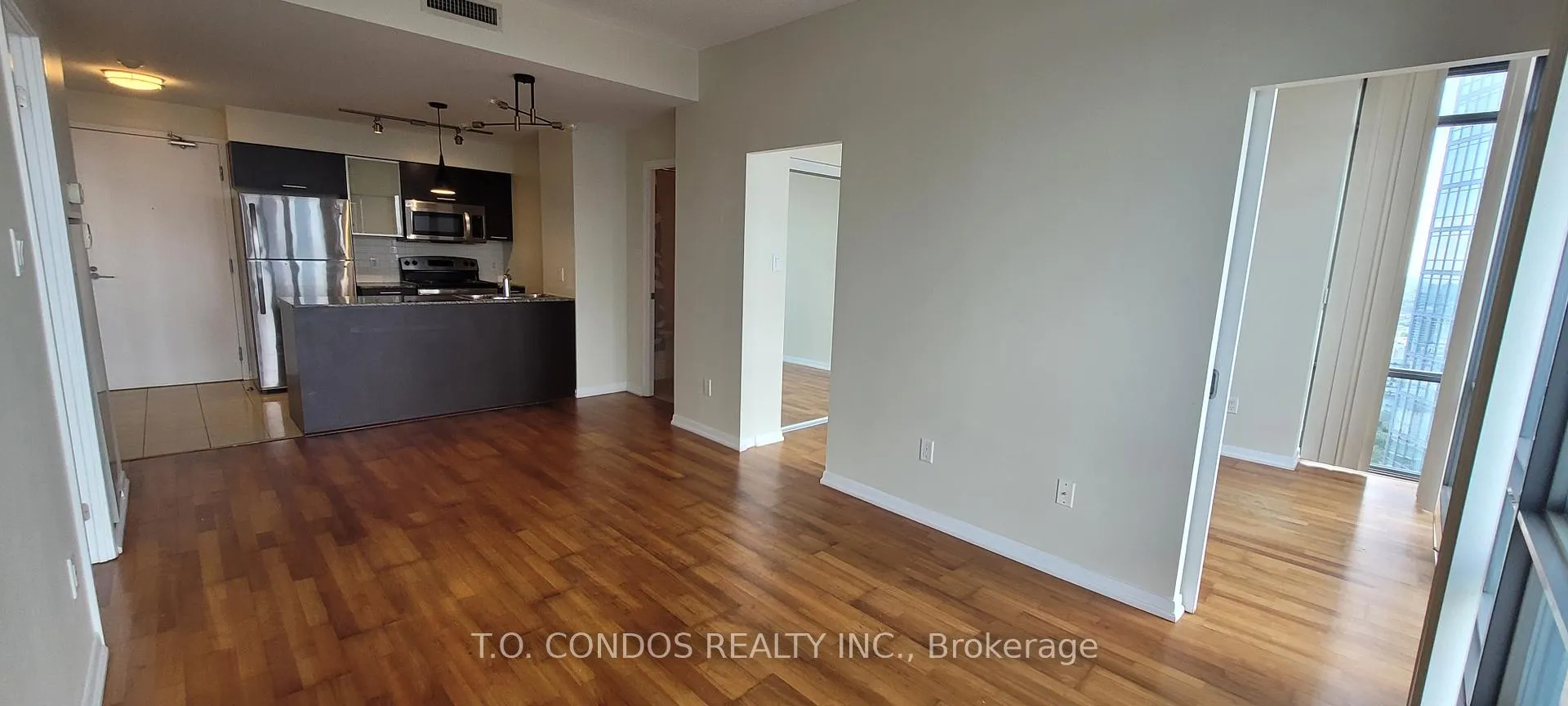Photo 5 of Unit 3801, 38 Grenville Street, Toronto, Bay Street Corridor — HOMEH