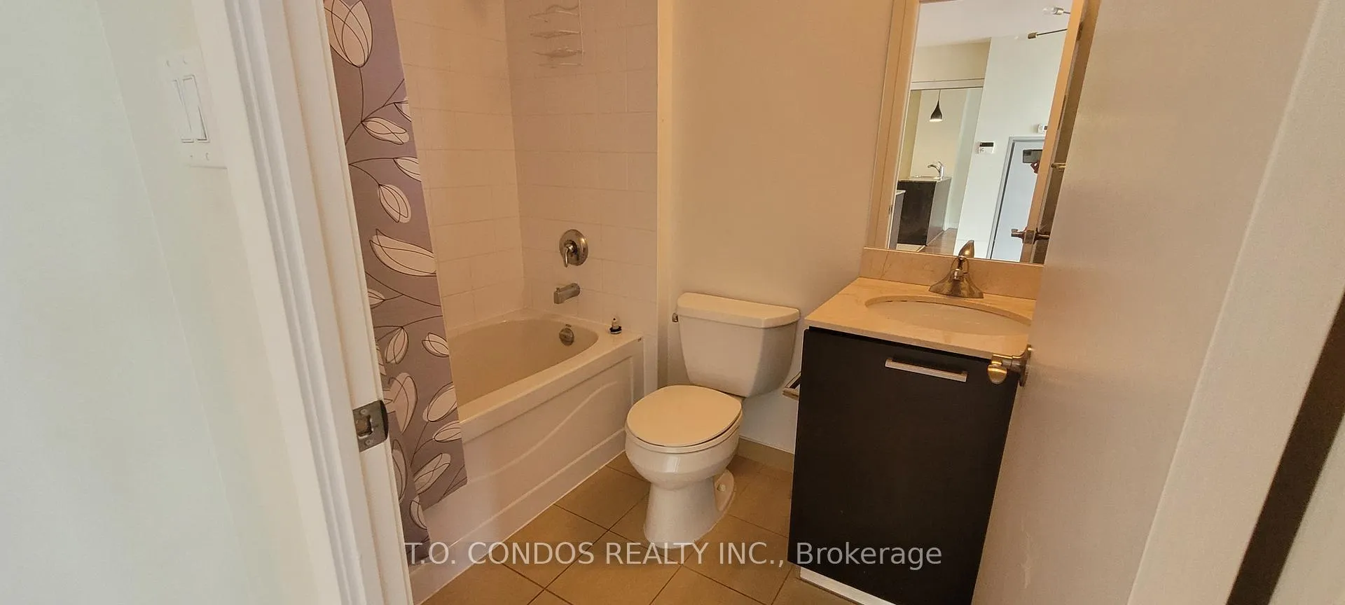 Photo 9 of Unit 3801, 38 Grenville Street, Toronto, Bay Street Corridor — HOMEH