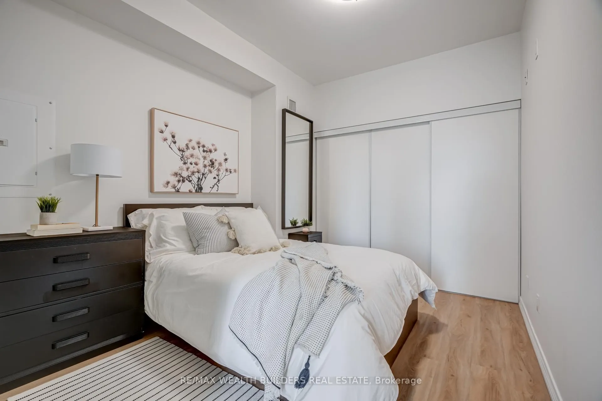Photo 12 of Unit 1510, 352 Front Street W, Toronto, Waterfront Communities — HOMEH