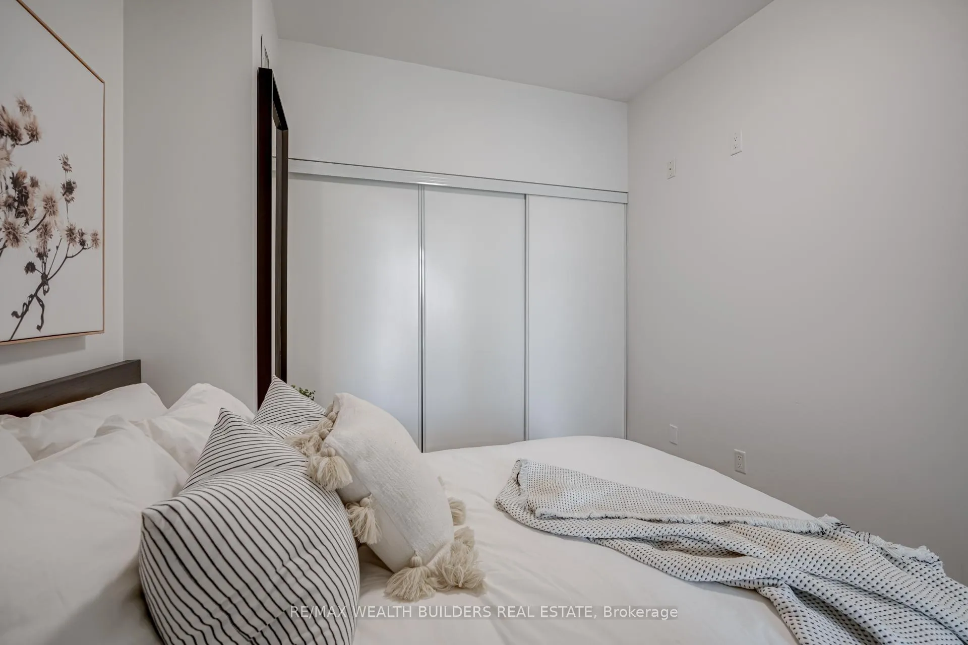 Photo 13 of Unit 1510, 352 Front Street W, Toronto, Waterfront Communities — HOMEH