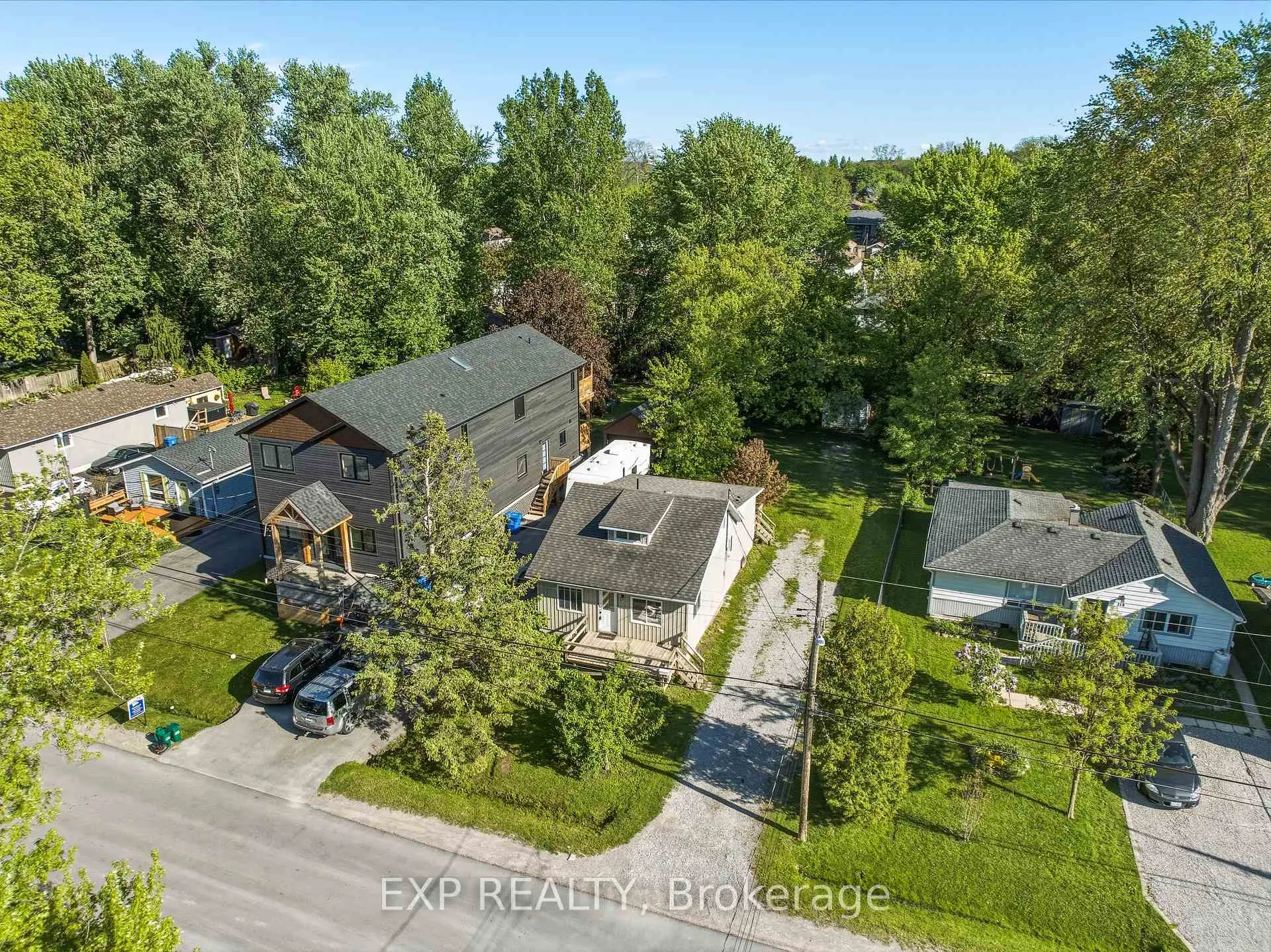 Photo 2 of 217 Bayview Avenue, Georgina, Keswick South — HOMEH