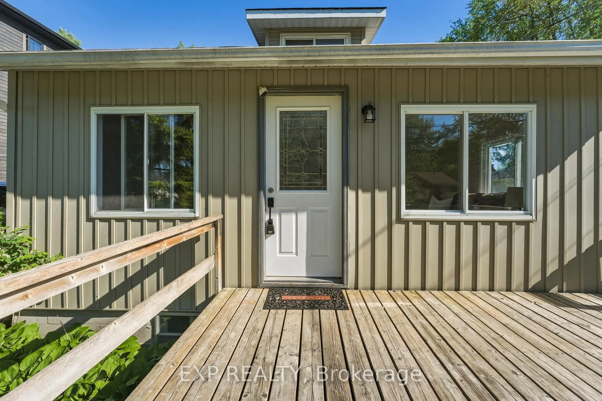 Photo 5 of 217 Bayview Avenue, Georgina, Keswick South — HOMEH