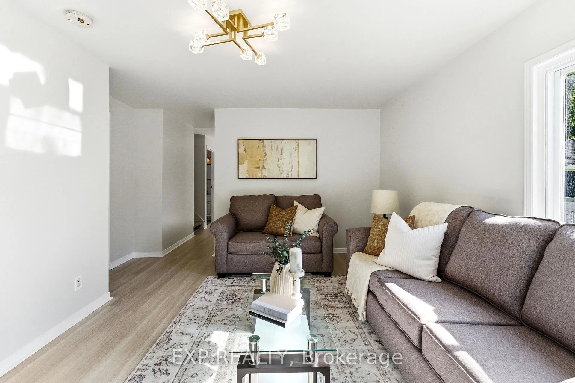 Photo 8 of 217 Bayview Avenue, Georgina, Keswick South — HOMEH