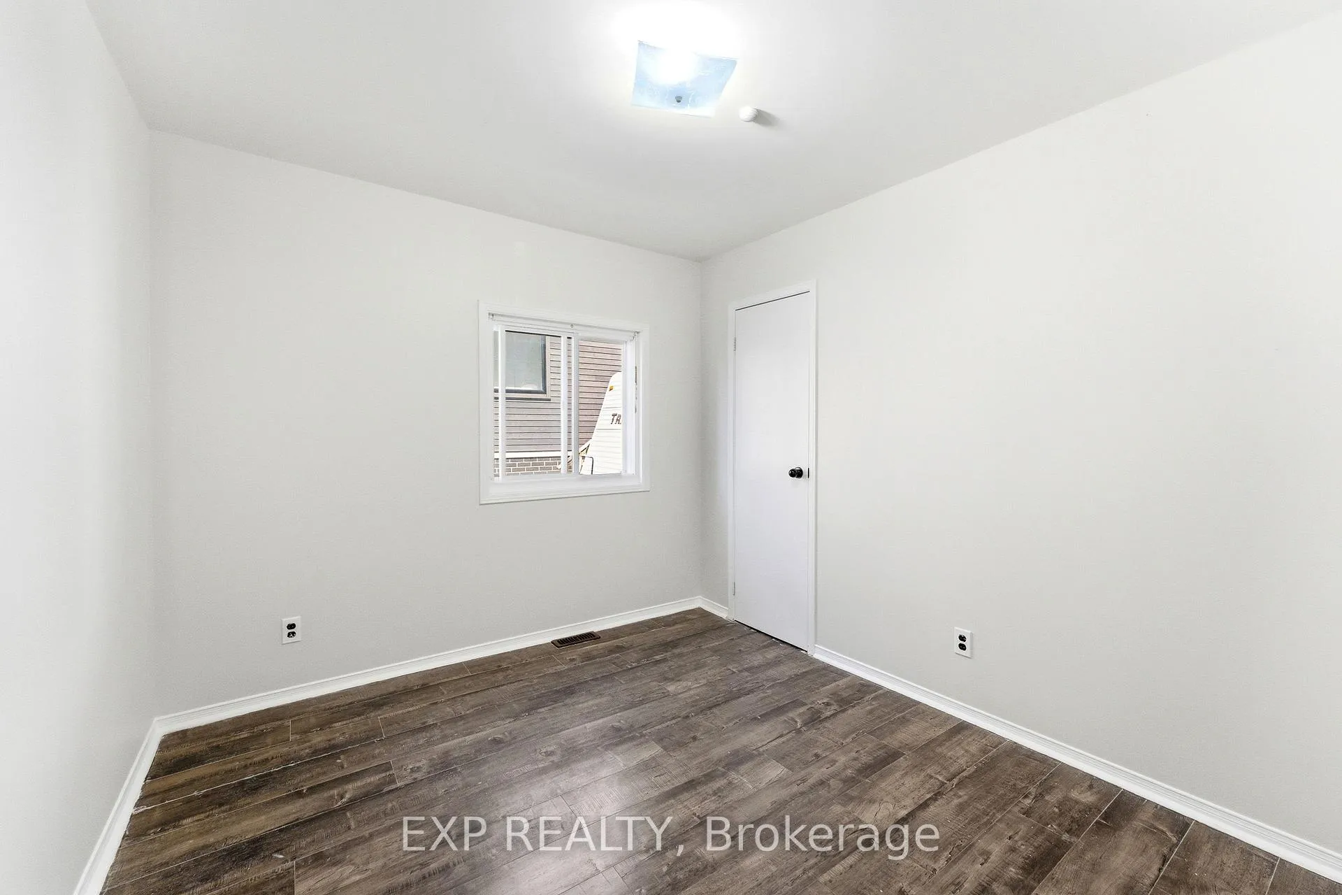 Photo 19 of 217 Bayview Avenue, Georgina, Keswick South — HOMEH