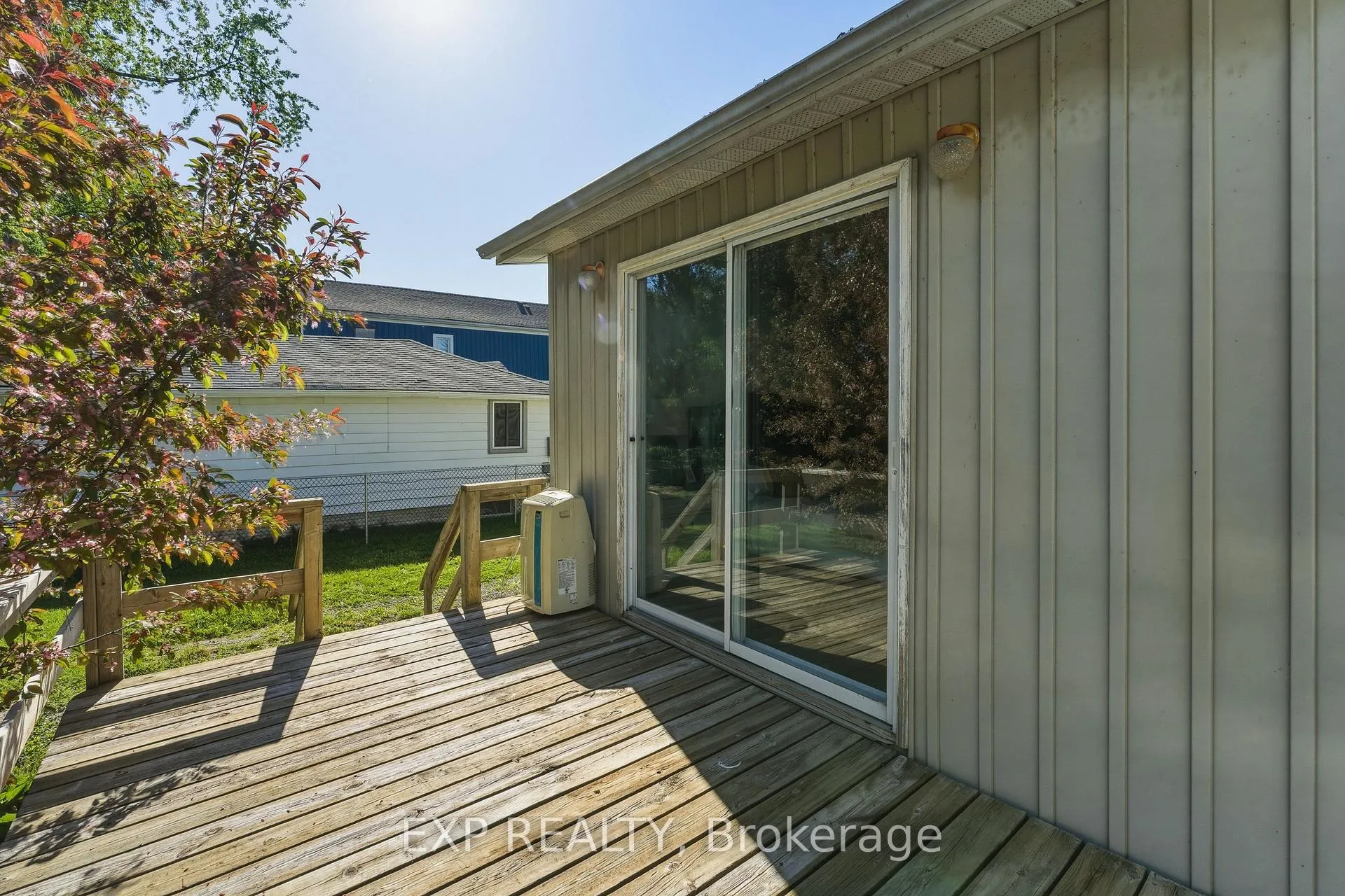 Photo 34 of 217 Bayview Avenue, Georgina, Keswick South — HOMEH