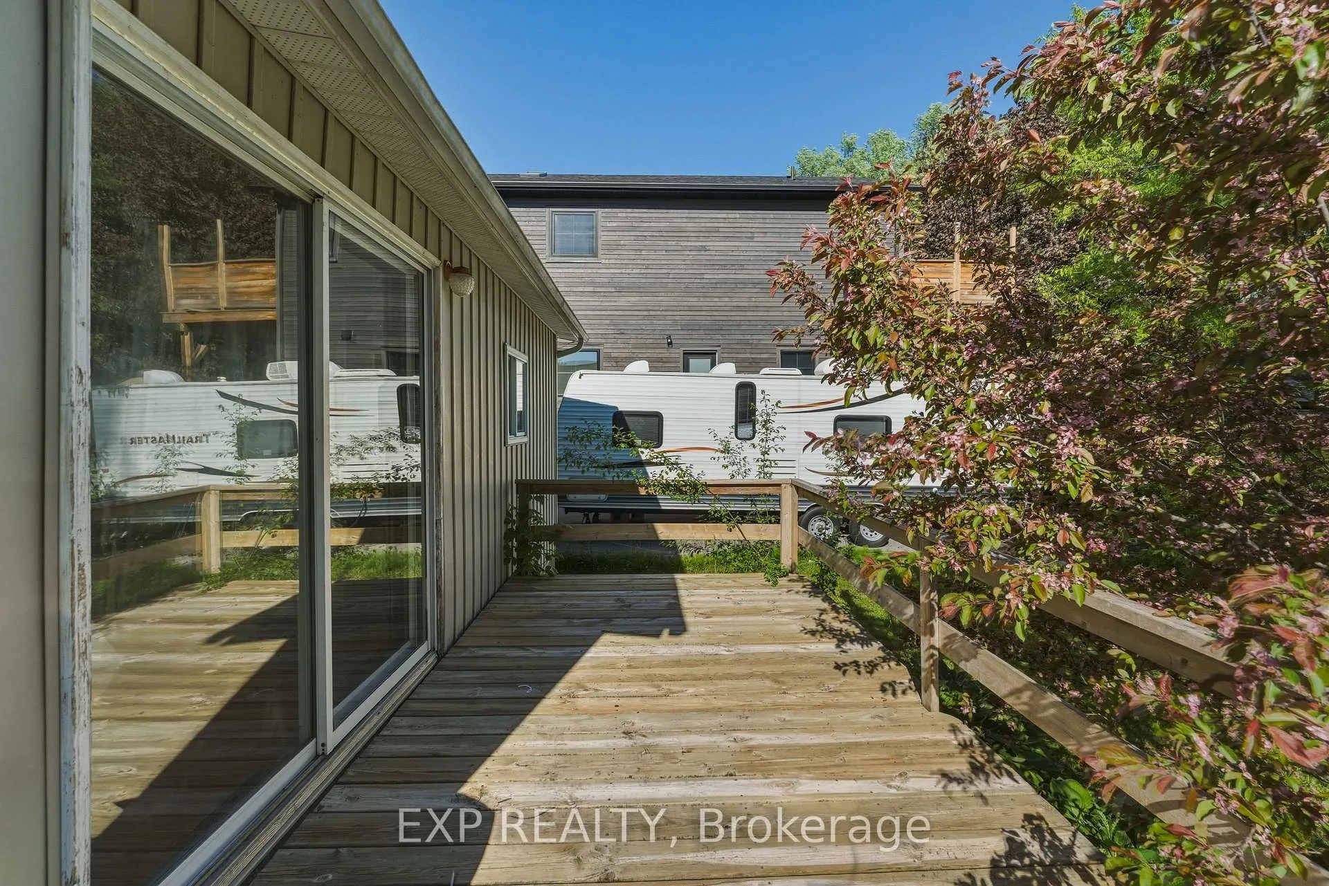 Photo 36 of 217 Bayview Avenue, Georgina, Keswick South — HOMEH
