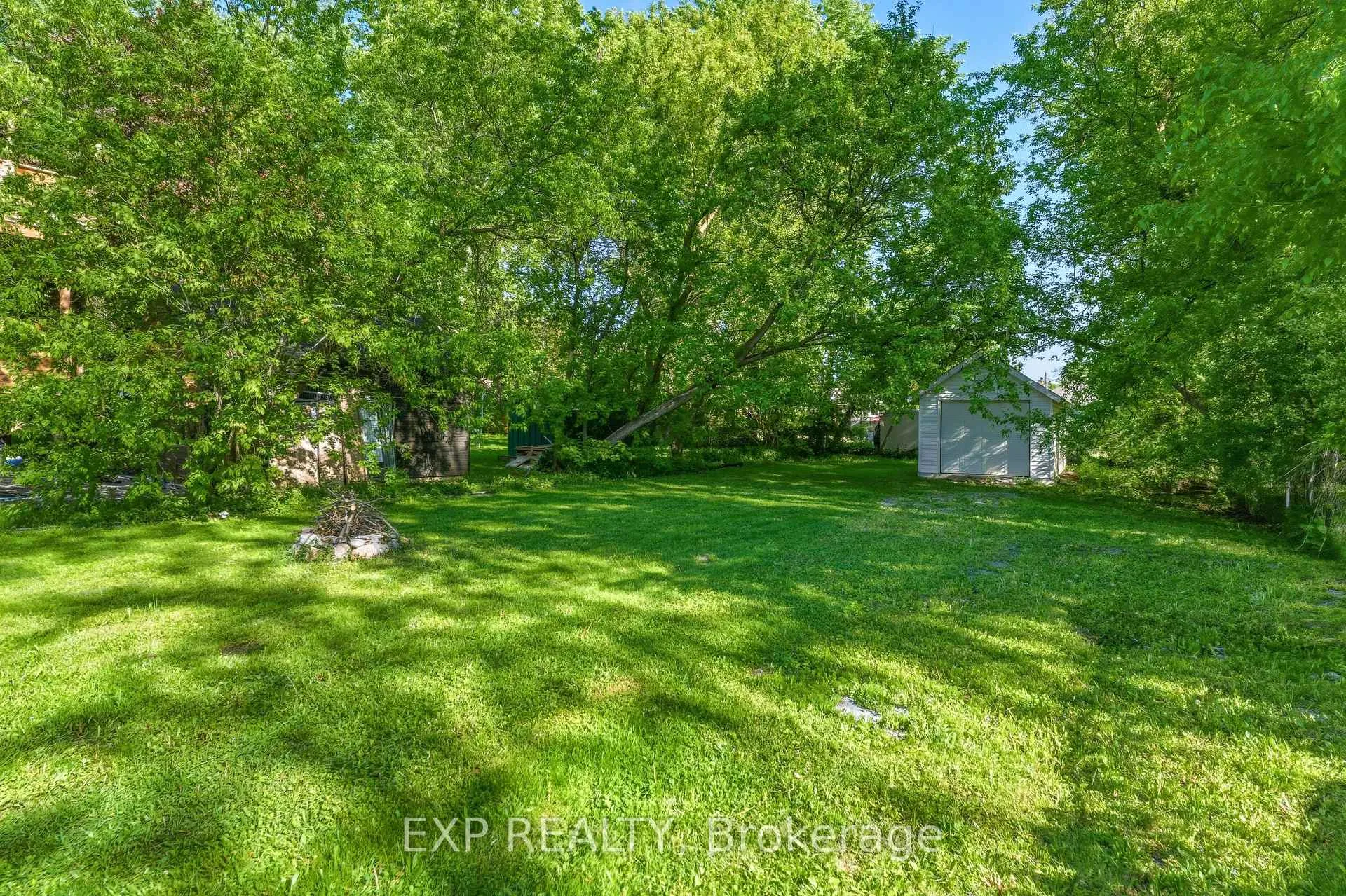 Photo 37 of 217 Bayview Avenue, Georgina, Keswick South — HOMEH