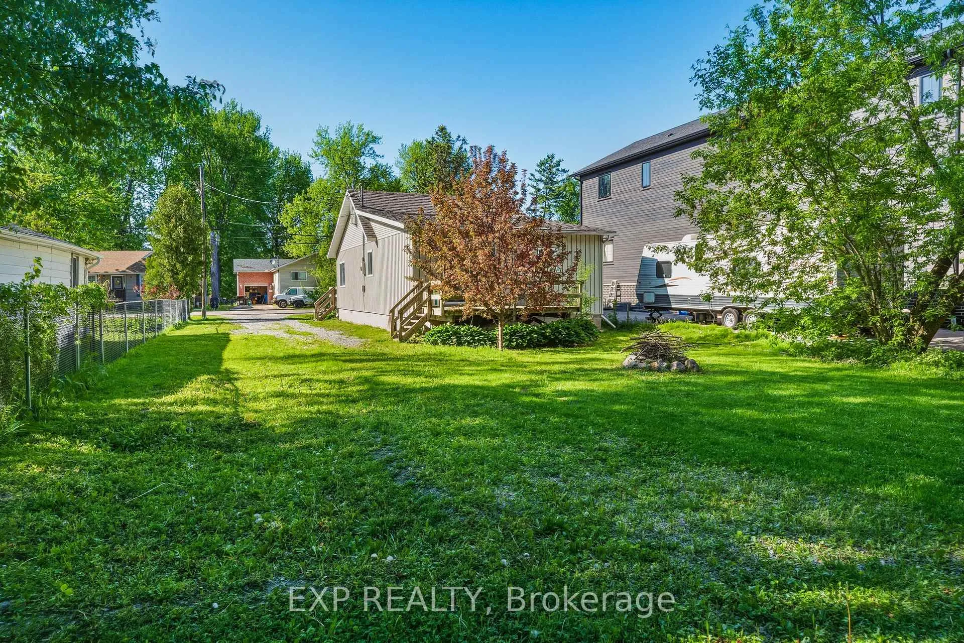 Photo 43 of 217 Bayview Avenue, Georgina, Keswick South — HOMEH