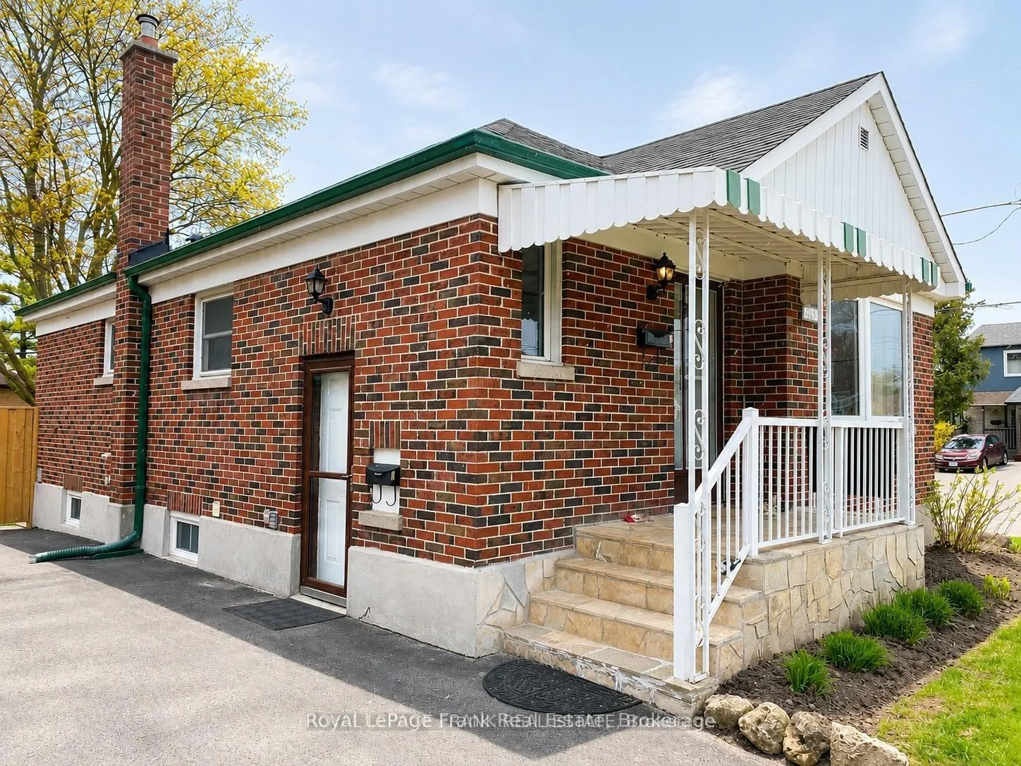 Photo 2 of Unit Basement, 459 Colborne Street E, Oshawa, O'Neill — HOMEH