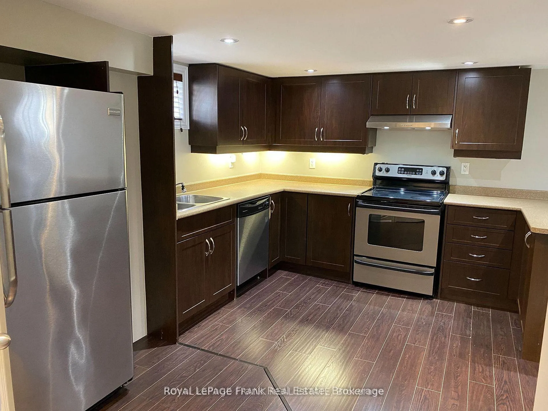 Photo 4 of Unit Basement, 459 Colborne Street E, Oshawa, O'Neill — HOMEH