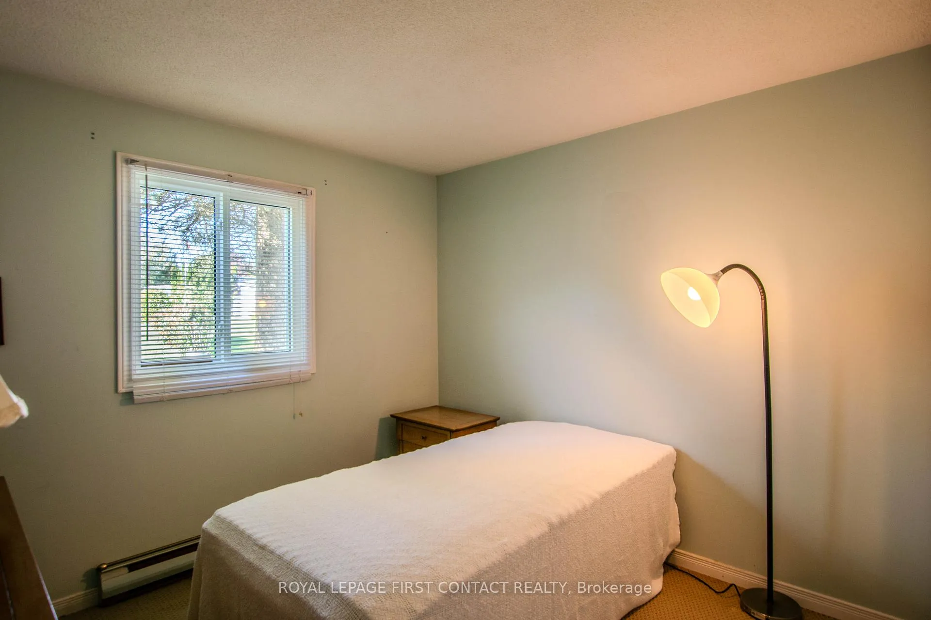Photo 19 of 2 Norris Arm, Innisfil, Rural Innisfil — HOMEH