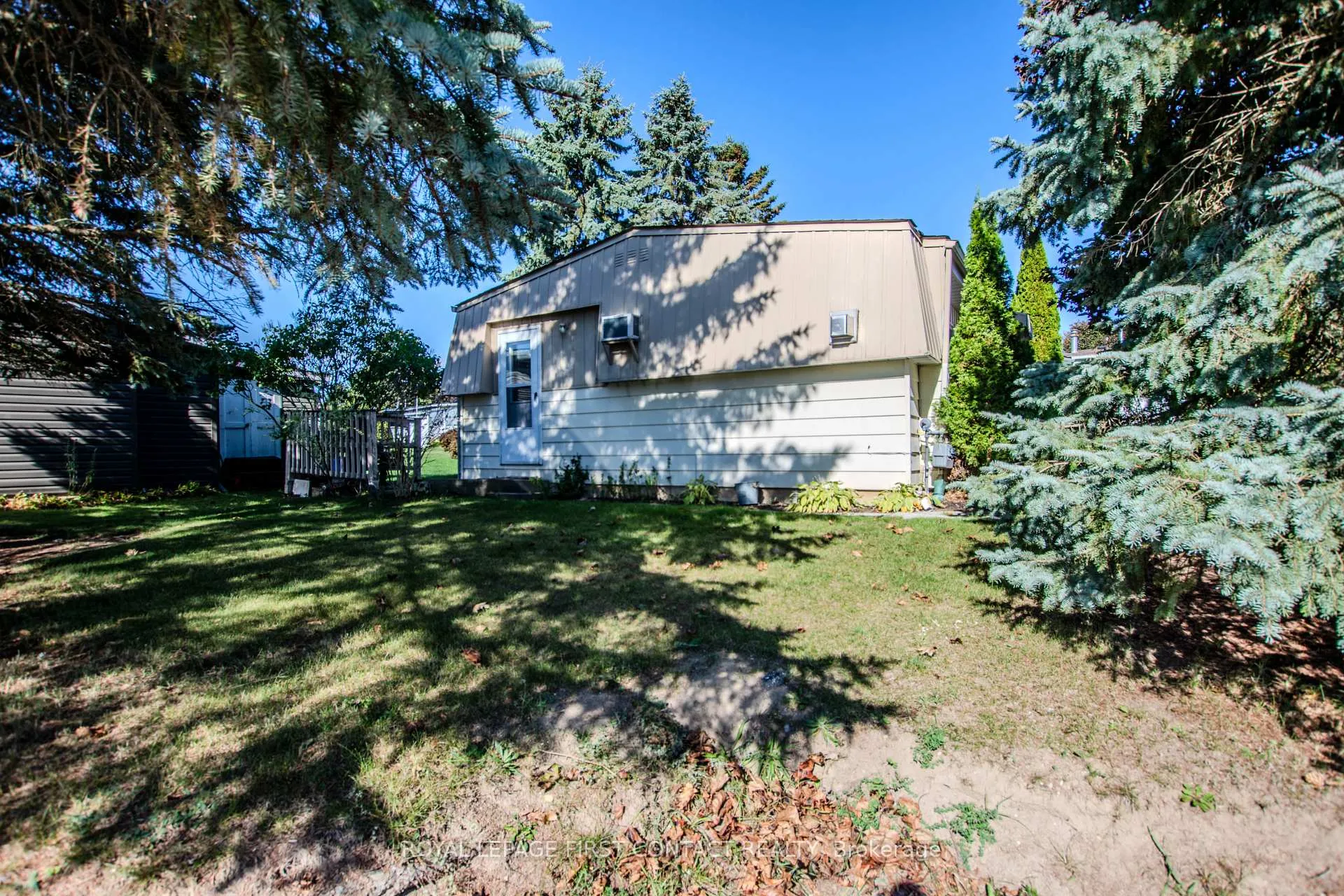 Photo 22 of 2 Norris Arm, Innisfil, Rural Innisfil — HOMEH