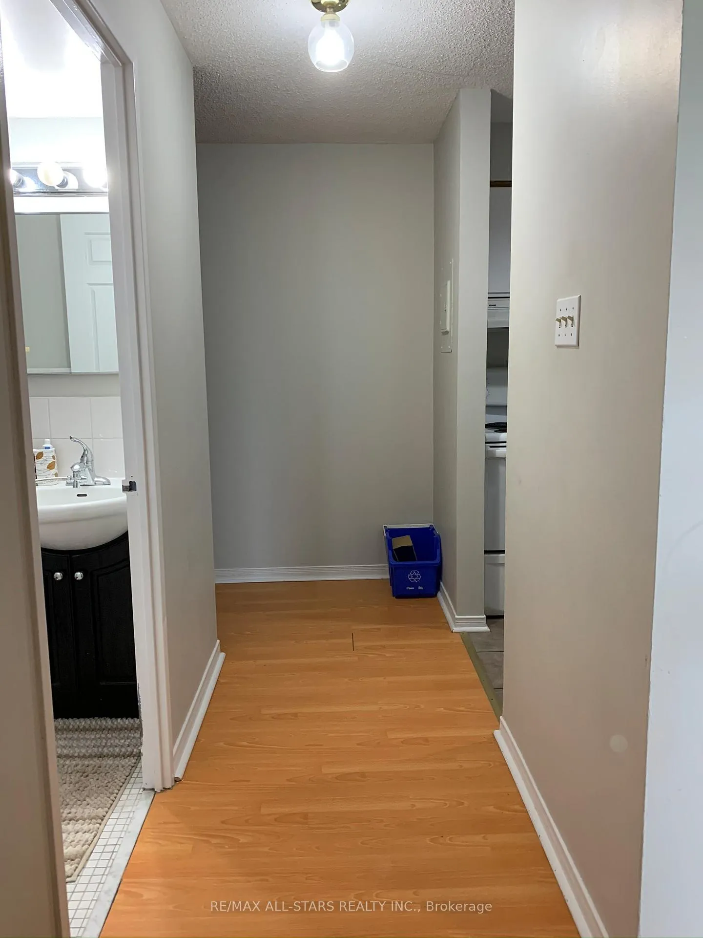 Photo 9 of Unit 802, 10 Tapscott Road, Scarborough, Malvern — HOMEH