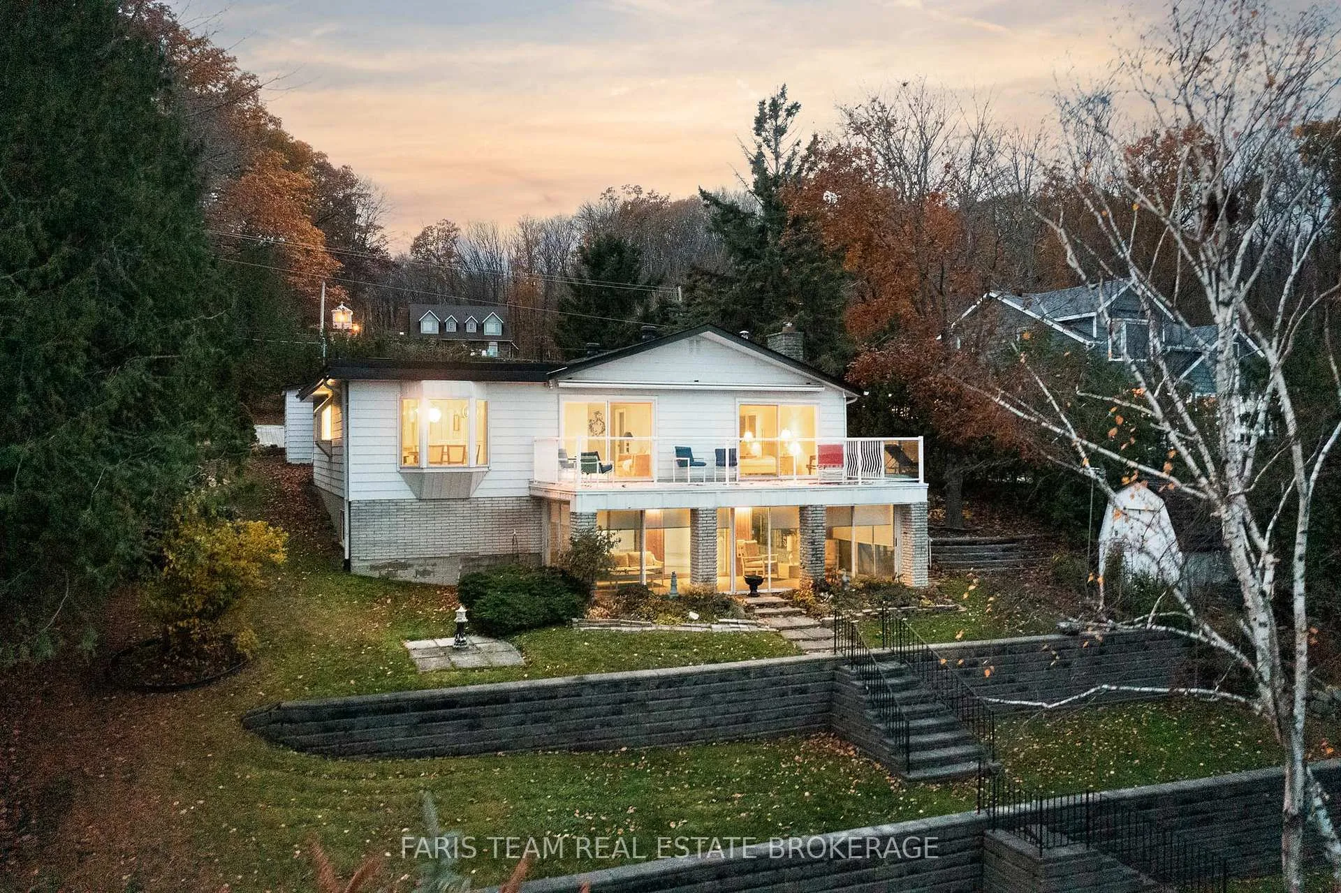 Photo 1 of 481 Islandview Lane, Midland — HOMEH