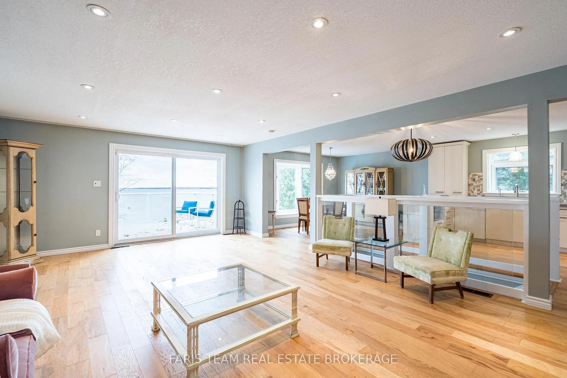 Photo 15 of 481 Islandview Lane, Midland — HOMEH