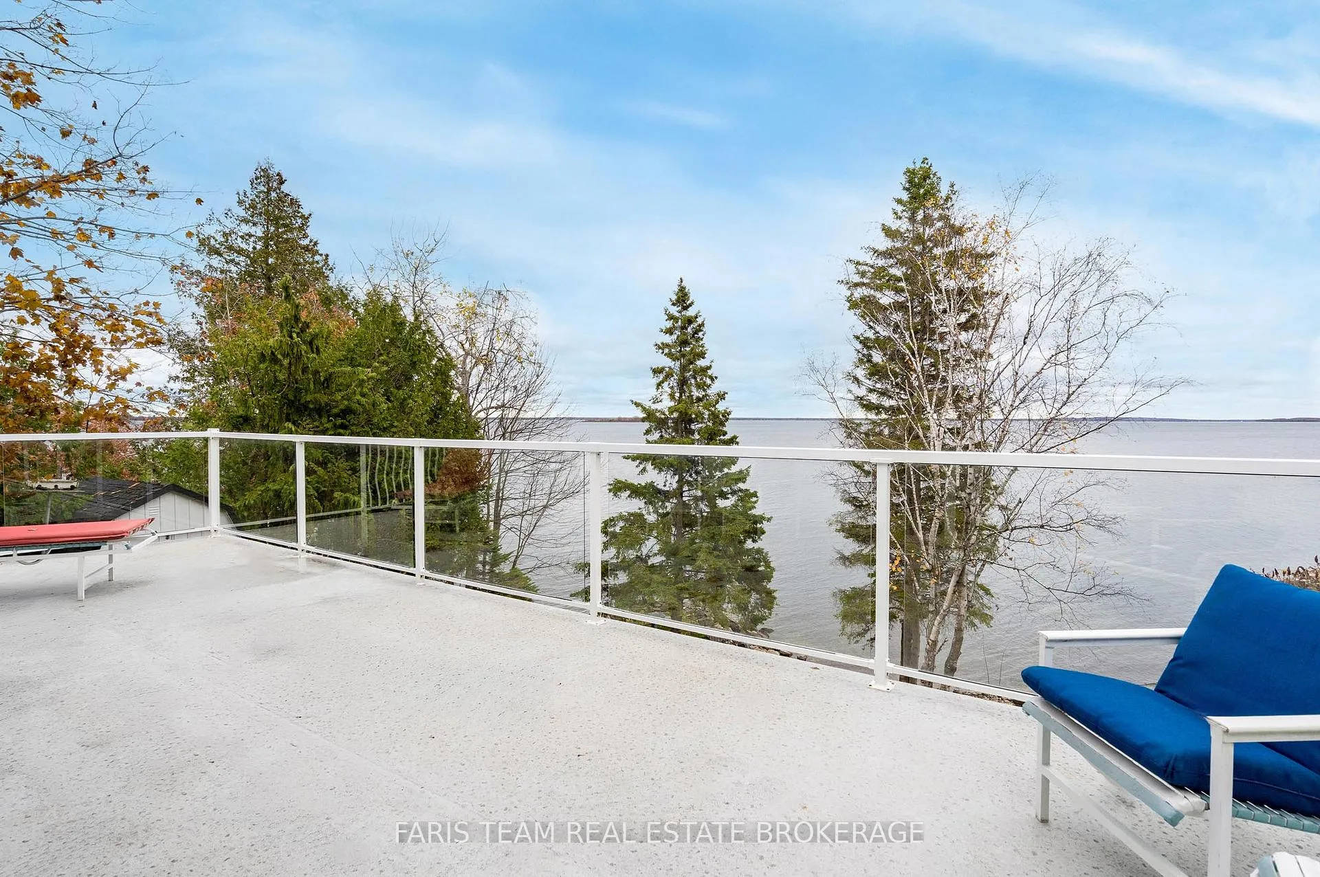 Photo 17 of 481 Islandview Lane, Midland — HOMEH