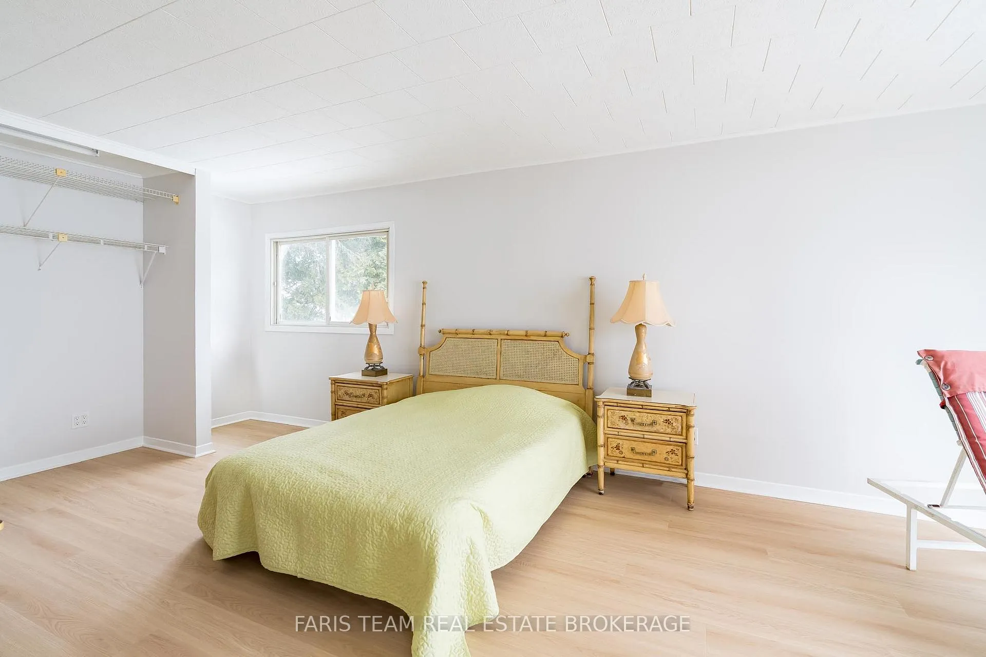 Photo 19 of 481 Islandview Lane, Midland — HOMEH