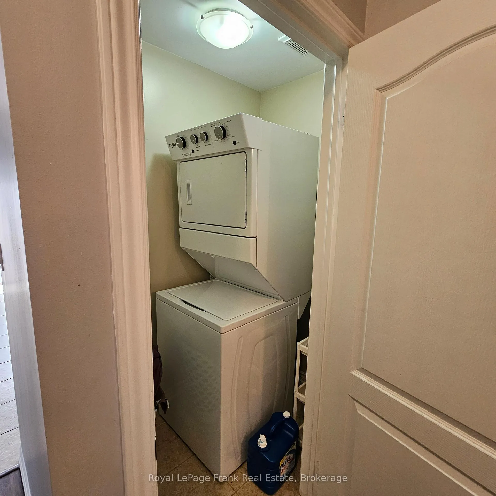 Photo 11 of 41 Milson Crescent, Essa, Angus — HOMEH