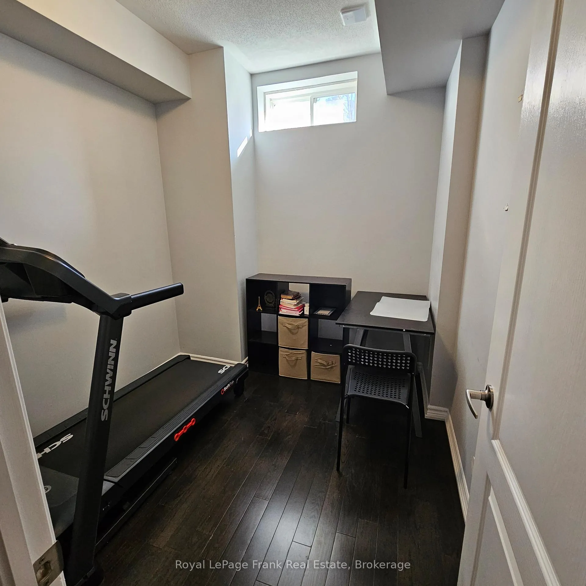 Photo 19 of 41 Milson Crescent, Essa, Angus — HOMEH