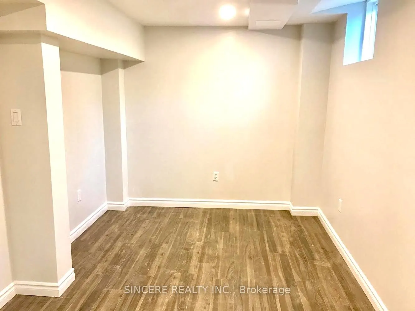 Photo 5 of Unit Lower, 5872 Osprey Boulevard, Mississauga, Lisgar — HOMEH