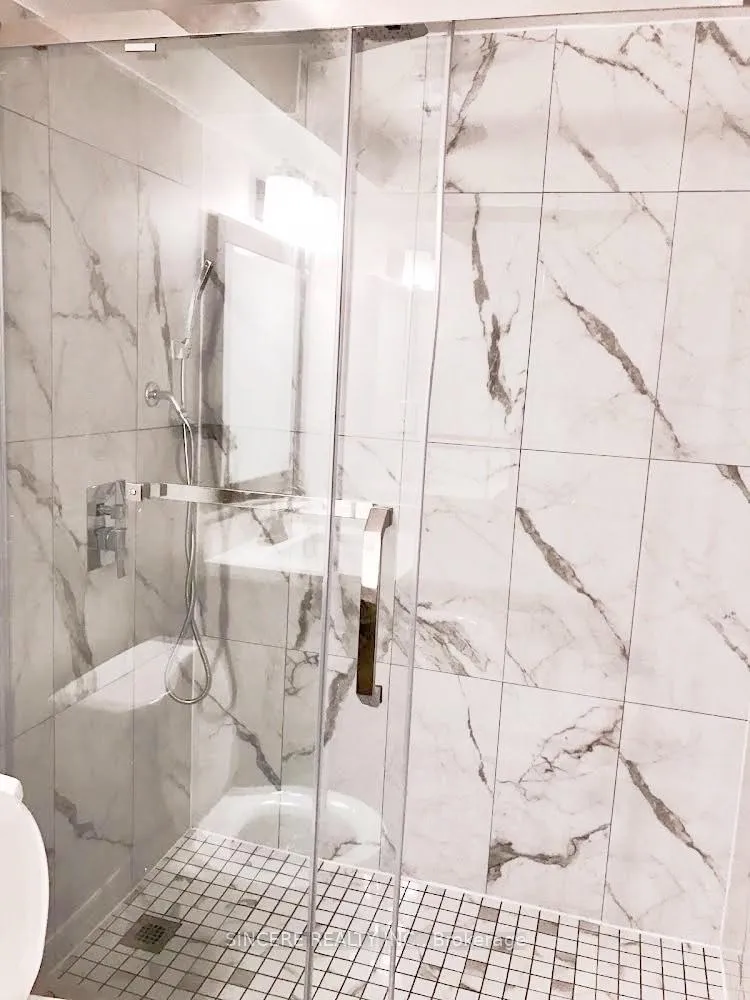 Photo 6 of Unit Lower, 5872 Osprey Boulevard, Mississauga, Lisgar — HOMEH