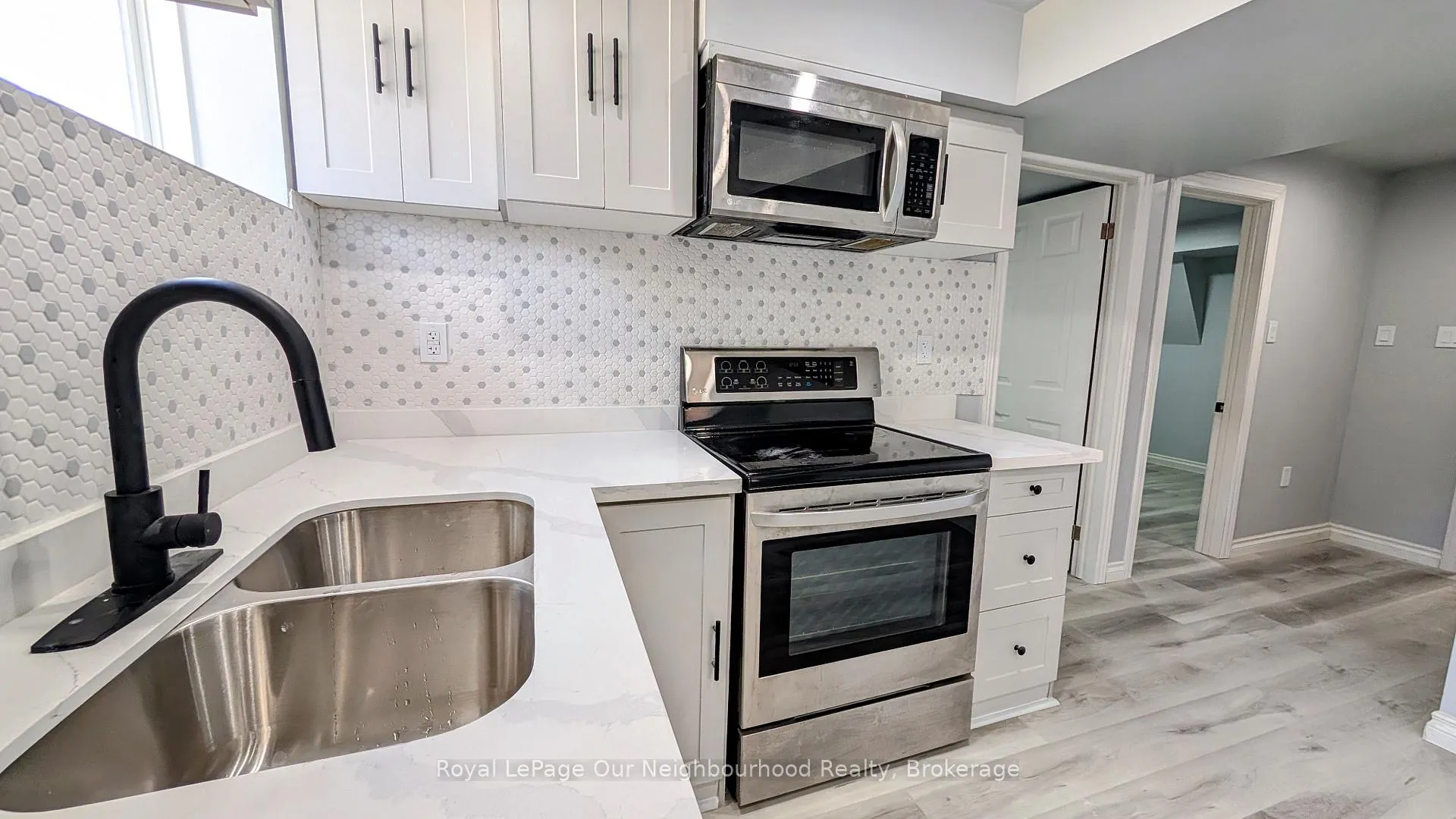 Photo 4 of Unit Lower, 31 Terry Crescent, Clarington, Bowmanville — HOMEH