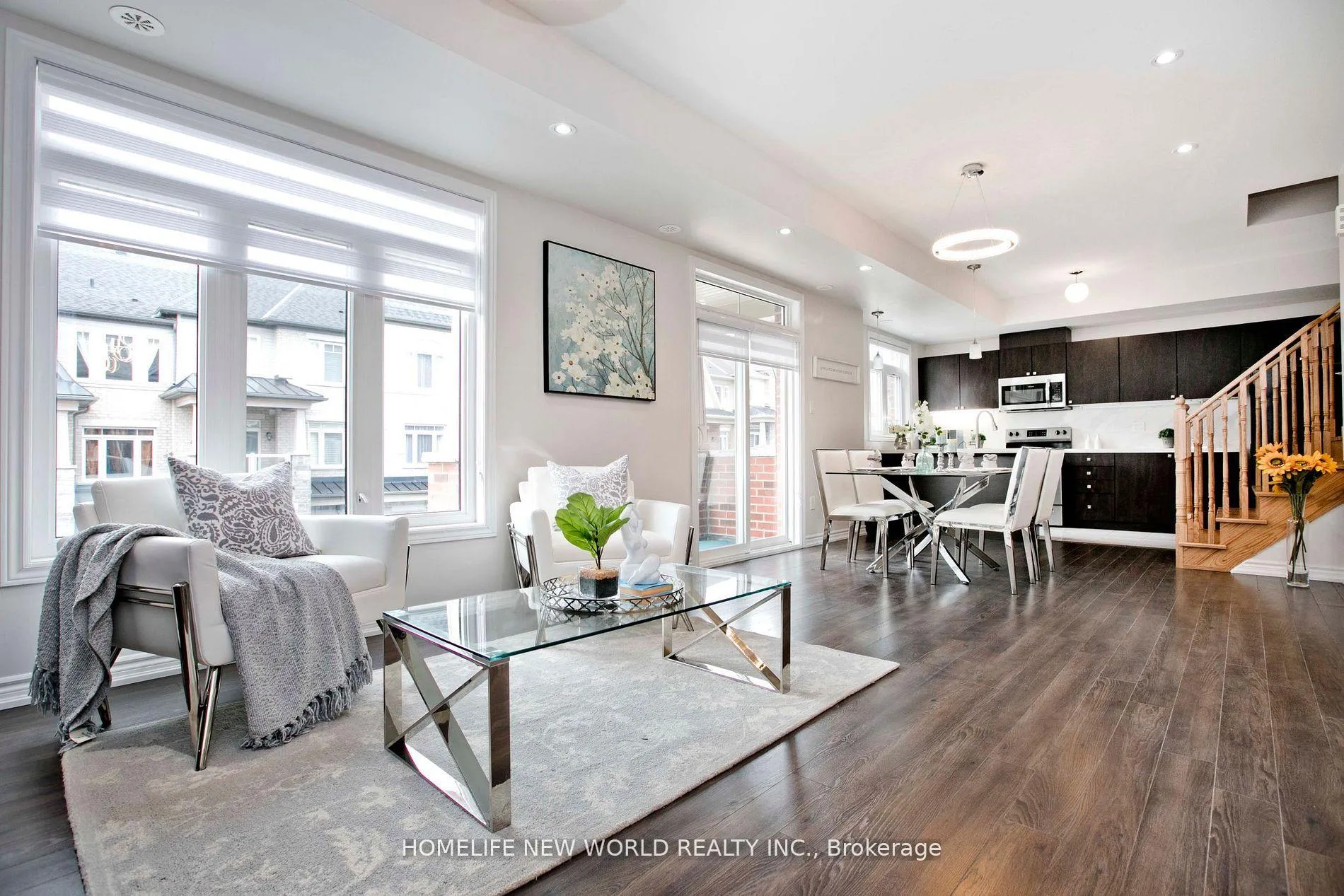 Photo 4 of 2407 Nantucket Chase, Pickering, Duffin Heights — HOMEH