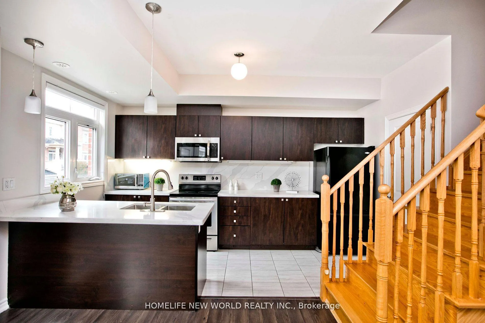 Photo 6 of 2407 Nantucket Chase, Pickering, Duffin Heights — HOMEH