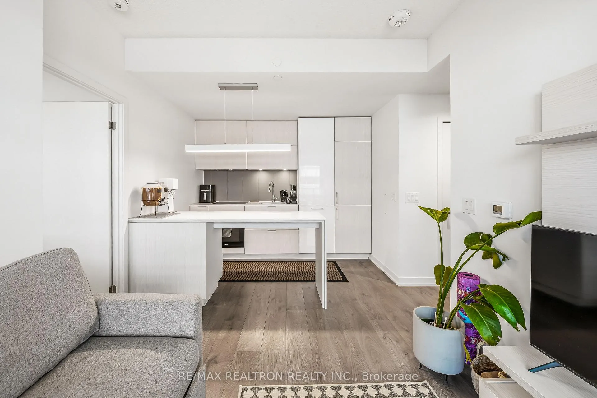 Photo 10 of Unit 416, 20 Richardson Street, Toronto, Waterfront Communities — HOMEH